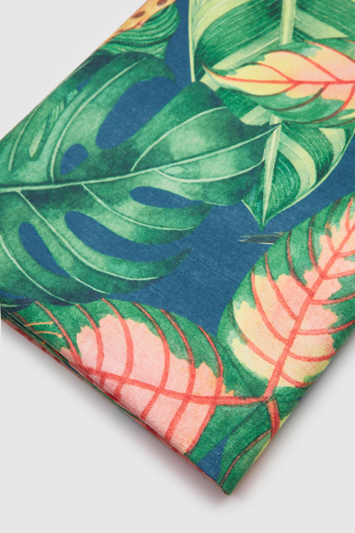 Ds Damat Microfiber 85x150 cm Ultra-Absorbent Sand-Free Beach Towel - Green