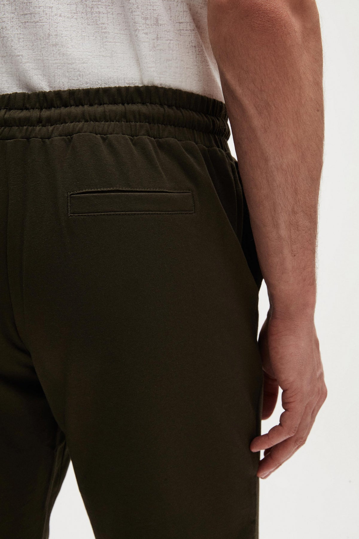 Ds Damat Slim Fit Elastic Waist Drawstring Relaxed Cotton Knit Shorts - Khaki