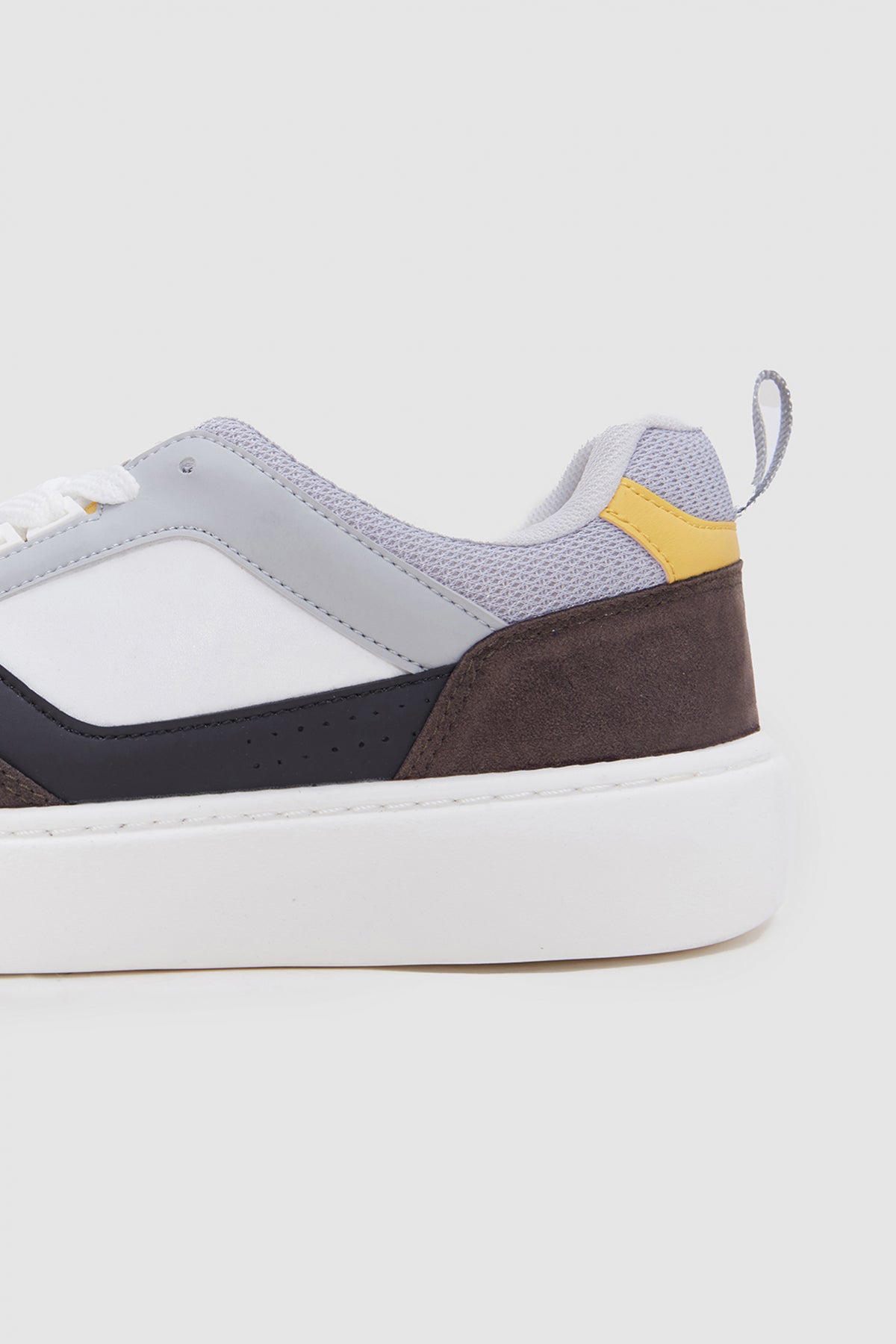 Twn Thick White Sole Lace-Up Sneakers - White