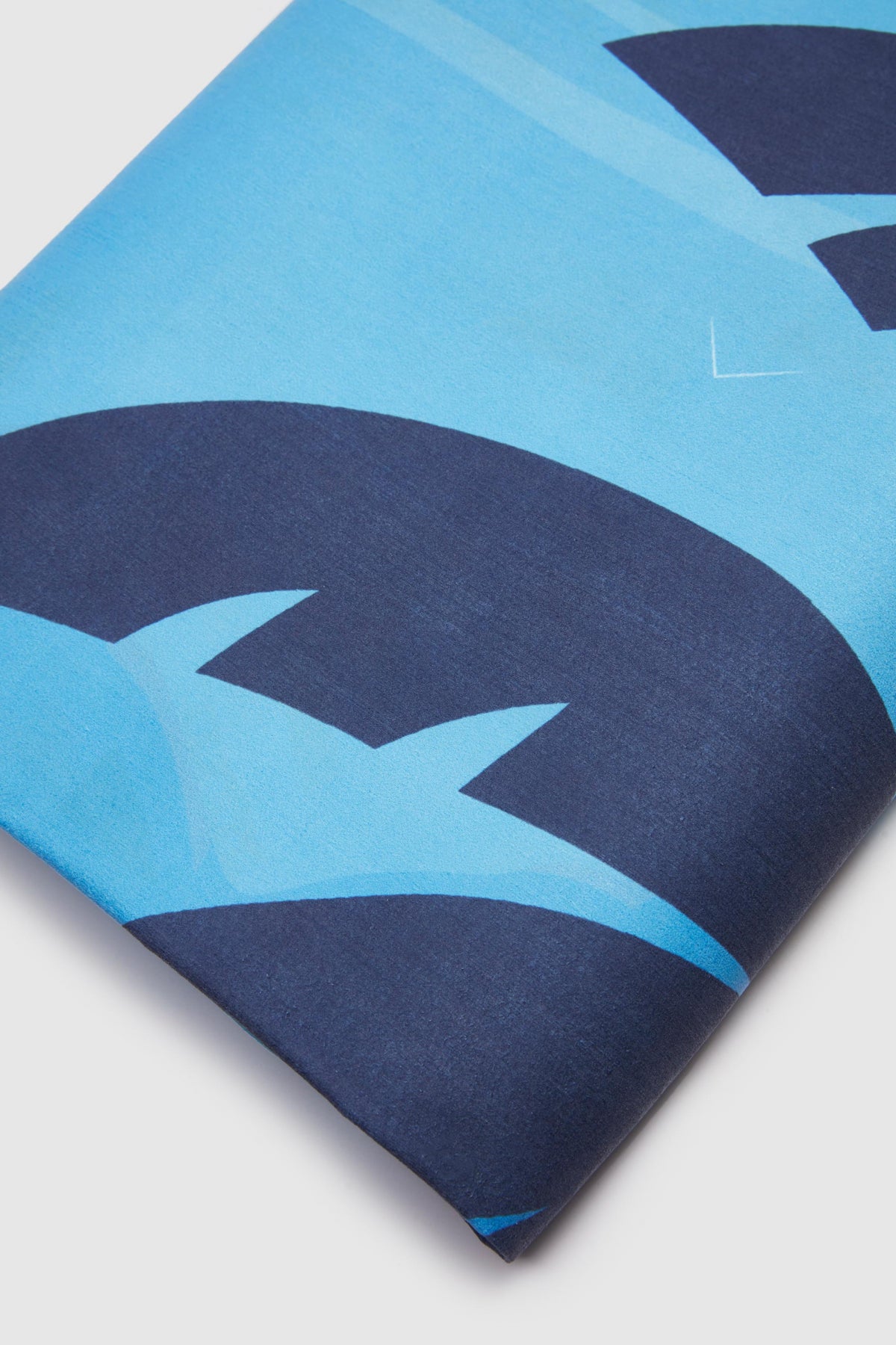 Ds Damat Microfiber 85x150 cm Ultra-Absorbent Sand-Free Beach Towel  - Blue