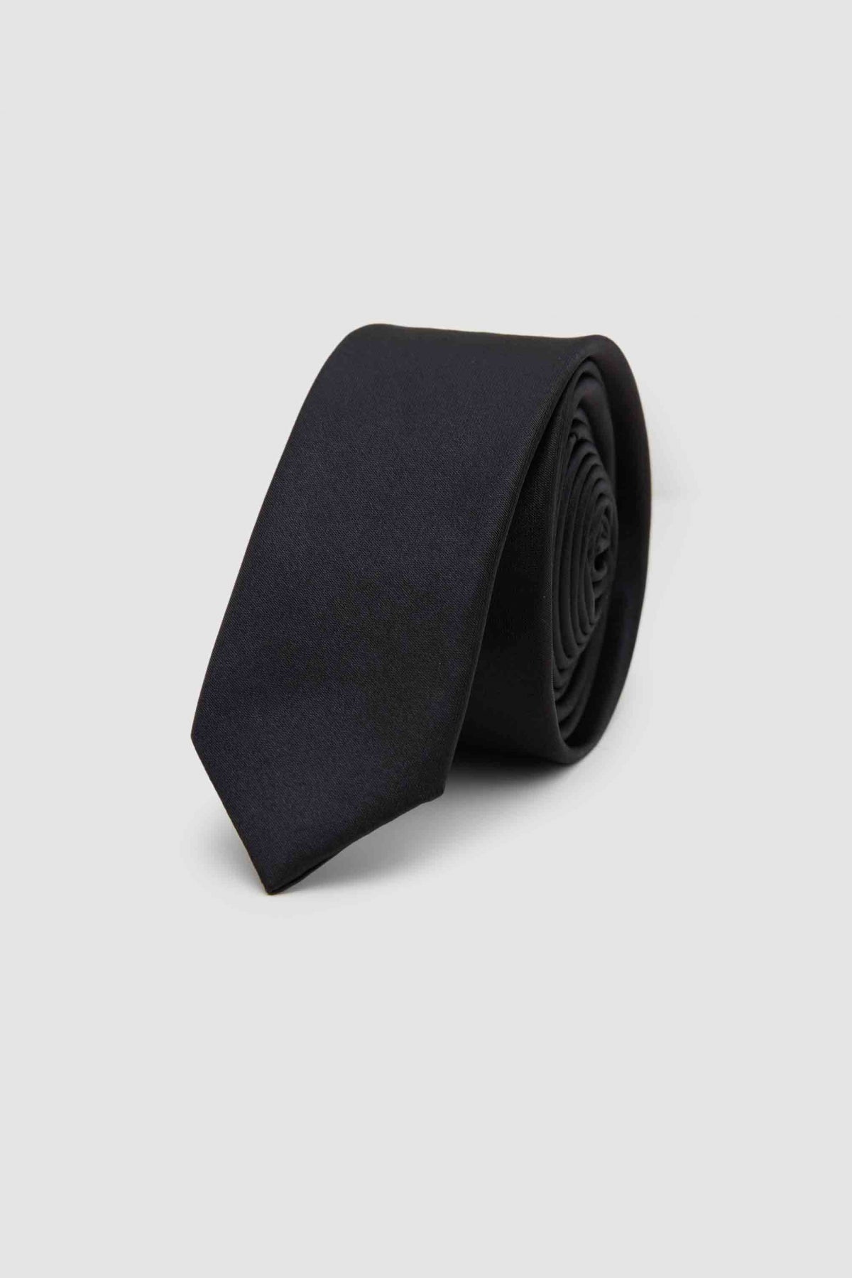 Ds Damat Plain 4 cm Tie  - Black