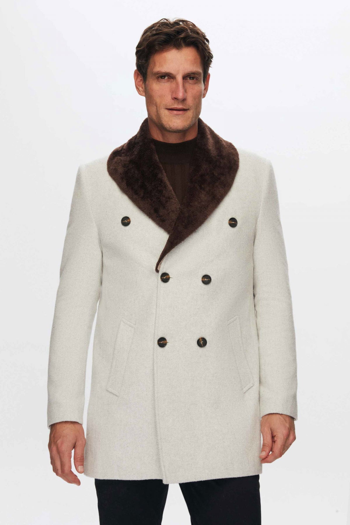 Ds Damat Regular Fit Detachable Fur Collar Coat  - Beige