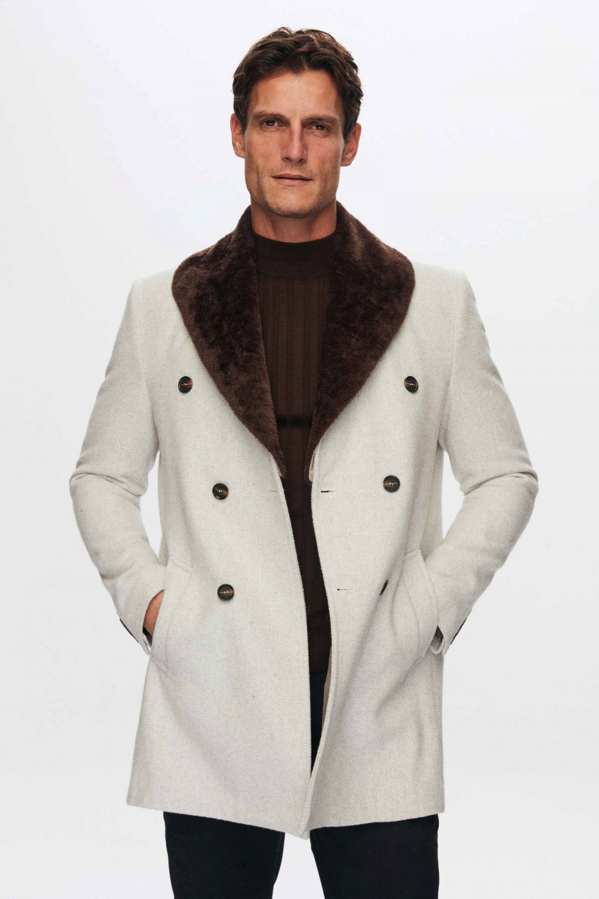 Ds Damat Regular Fit Detachable Fur Collar Coat  - Beige