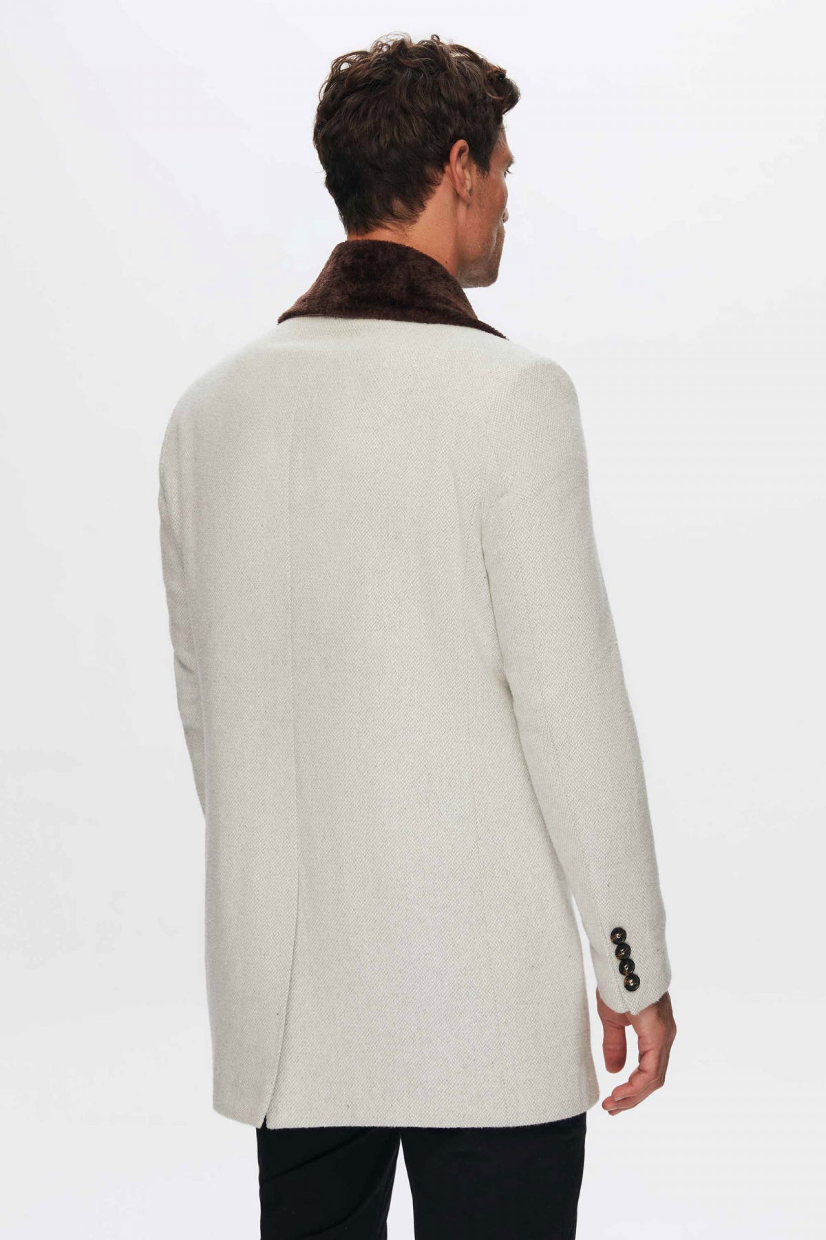 Ds Damat Regular Fit Detachable Fur Collar Coat  - Beige