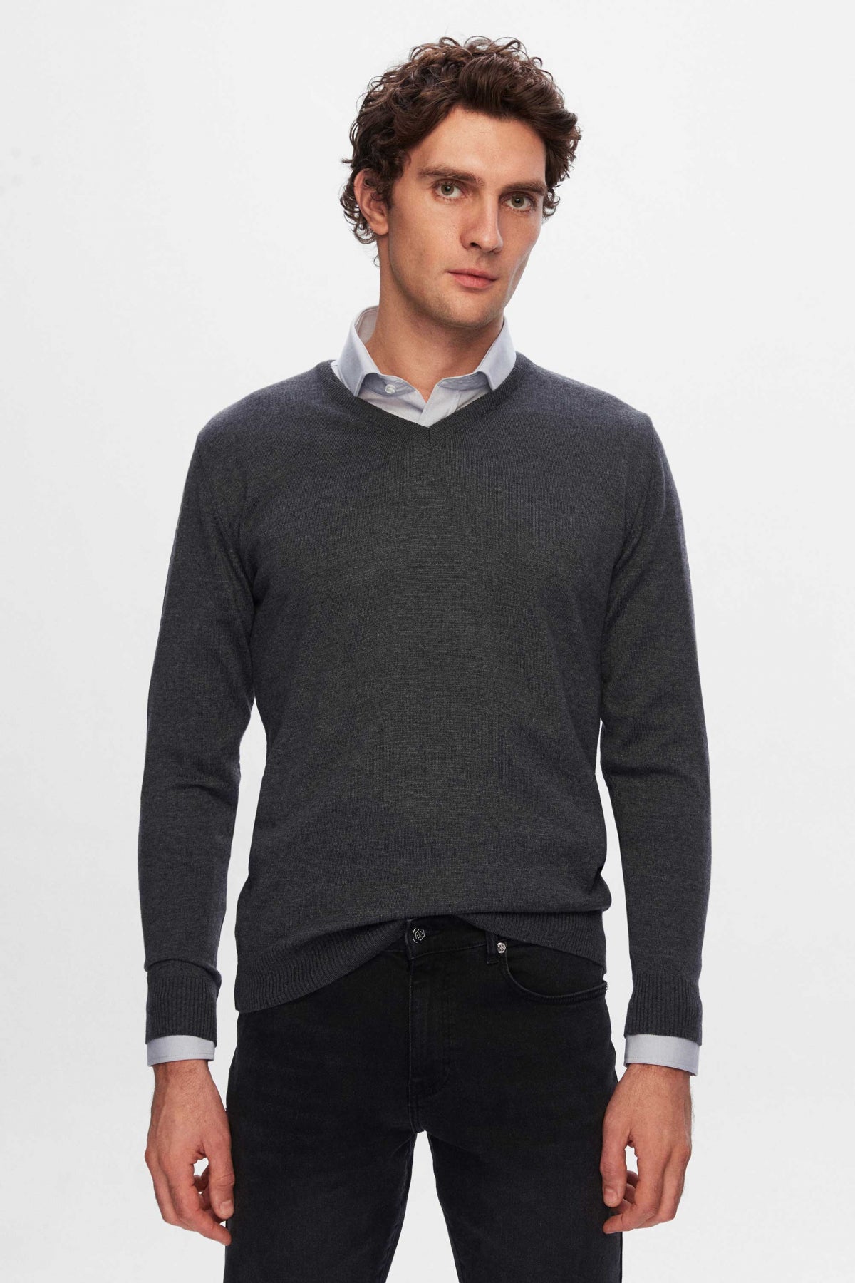 Ds Damat Regular Fit Plain V-Neck Knit Sweater  - Anthracite