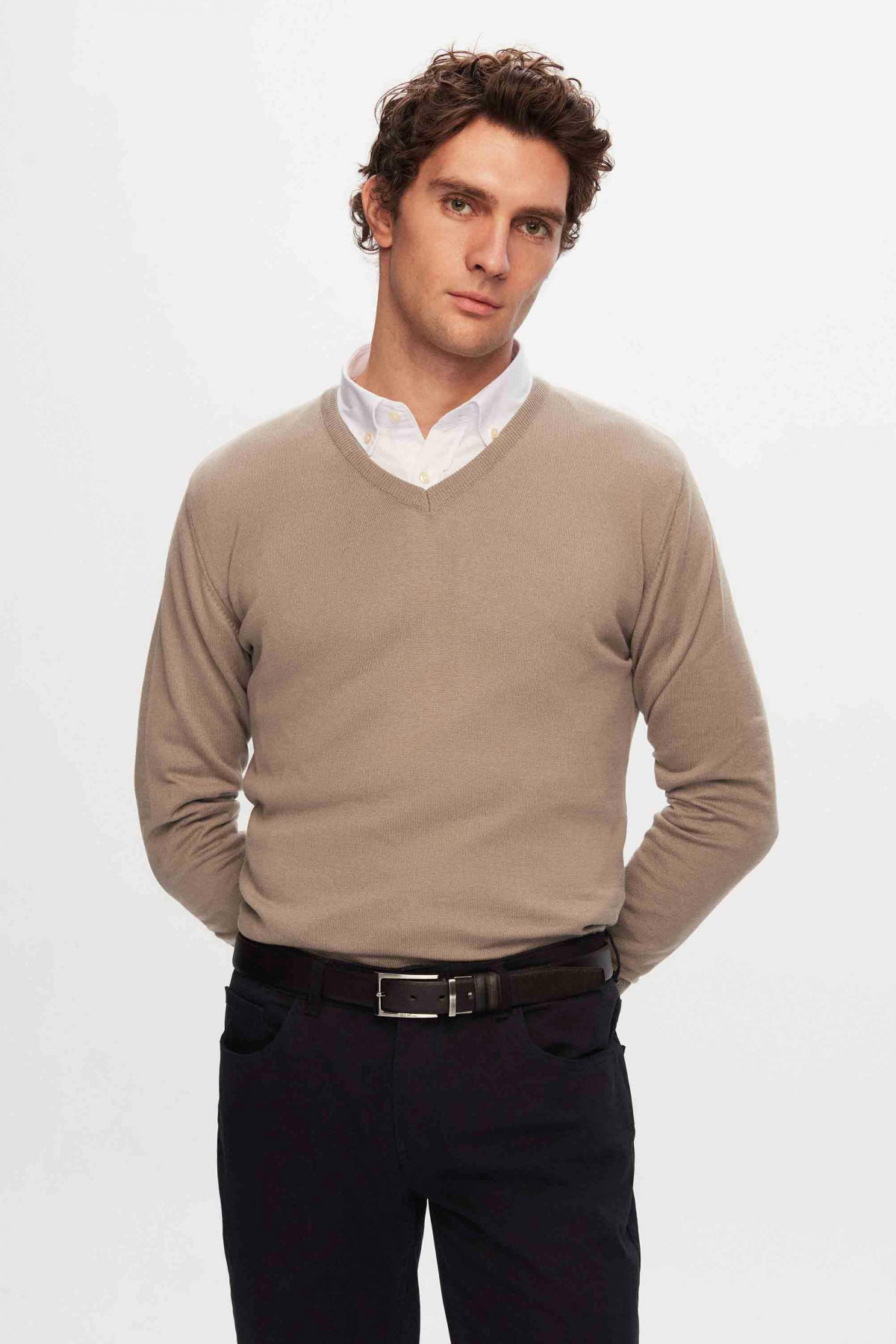 Ds Damat Regular Fit Plain V-Neck Knit Sweater  - Beige