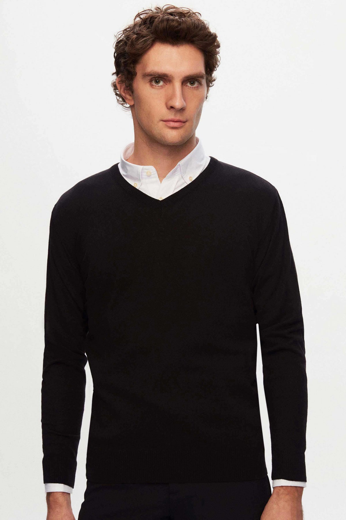 Ds Damat Regular Fit Plain V-Neck Knit Sweater  - Black
