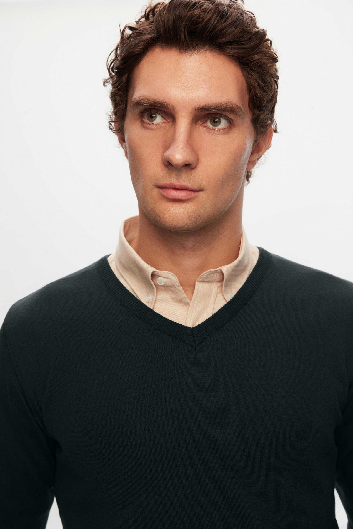 Ds Damat Regular Fit Plain V-Neck Knit Sweater  - Khaki