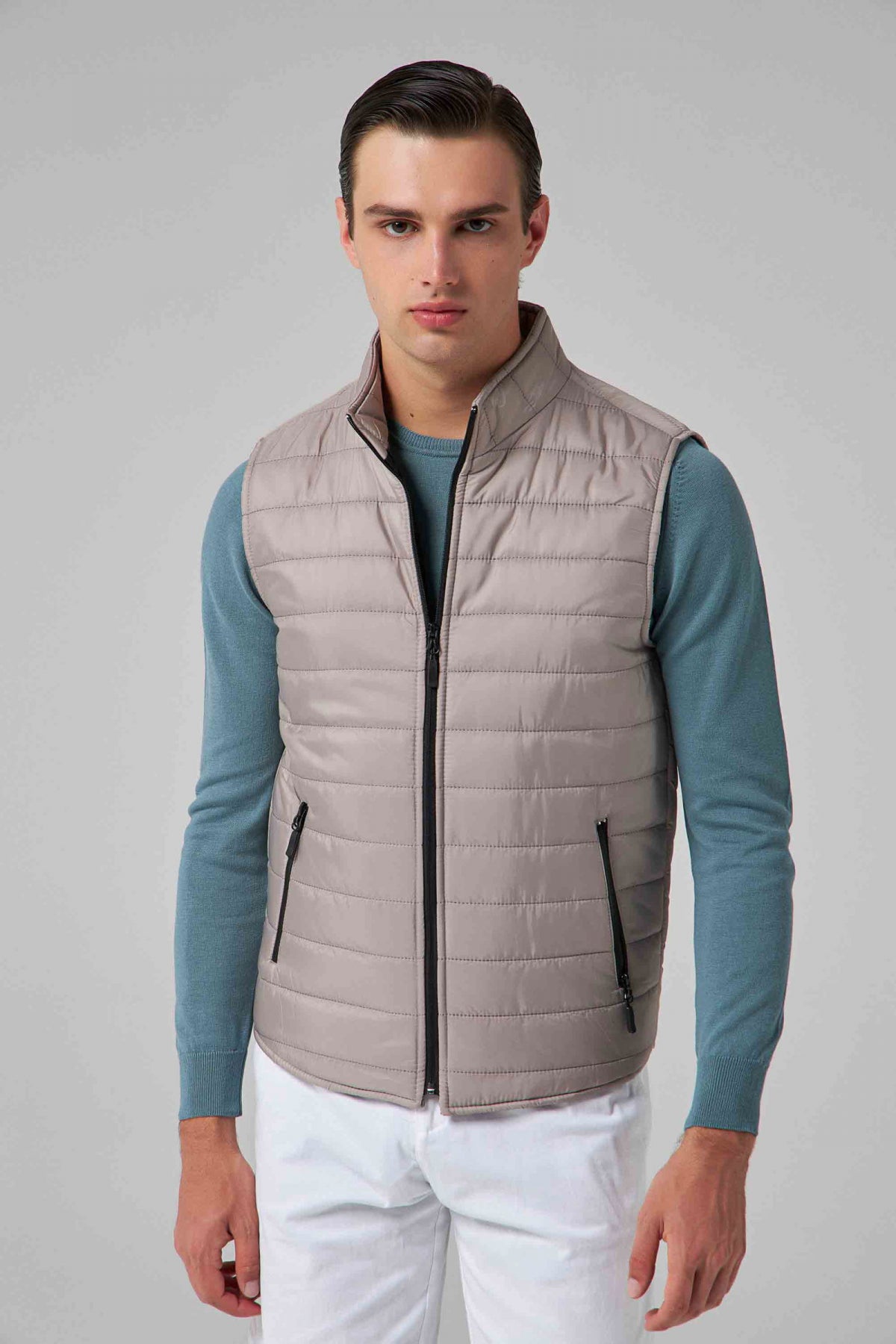 Ds Damat Regular Fit Stand Collar Fiber-Filled Seasonal Zippered Vest Jacket  - Gray