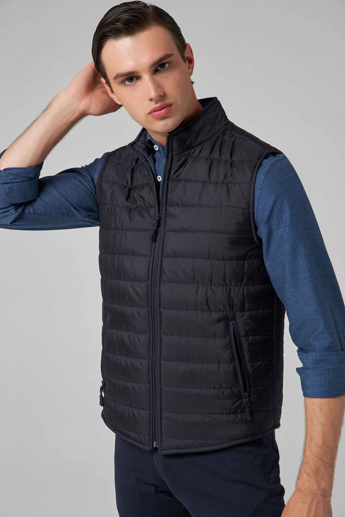 Ds Damat Regular Fit Stand Collar Fiber-Filled Seasonal Zippered Vest Jacket  - Navy Blue