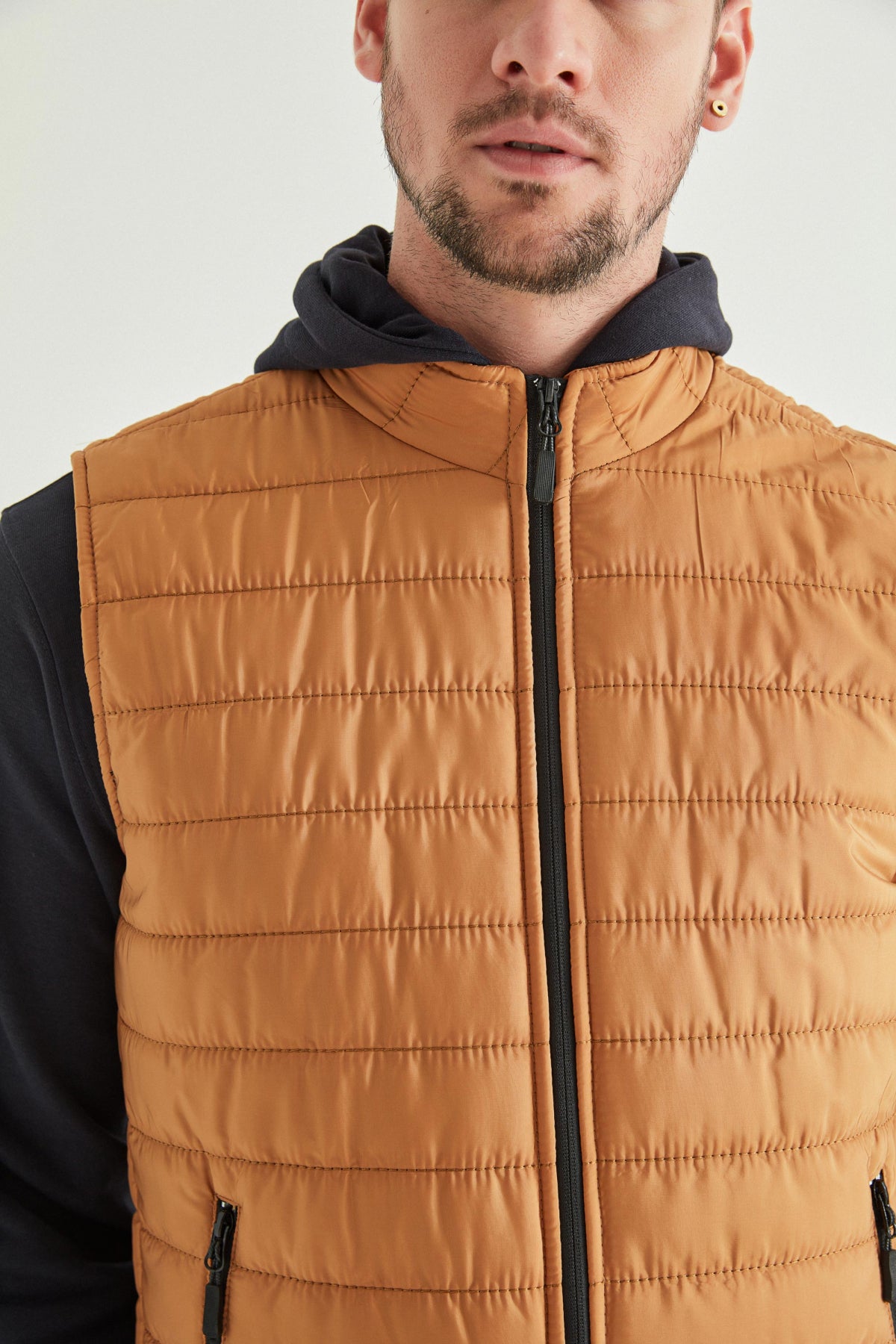 Ds Damat Regular Fit Stand Collar Fiber-Filled Seasonal Zippered Vest Jacket  - Saffron