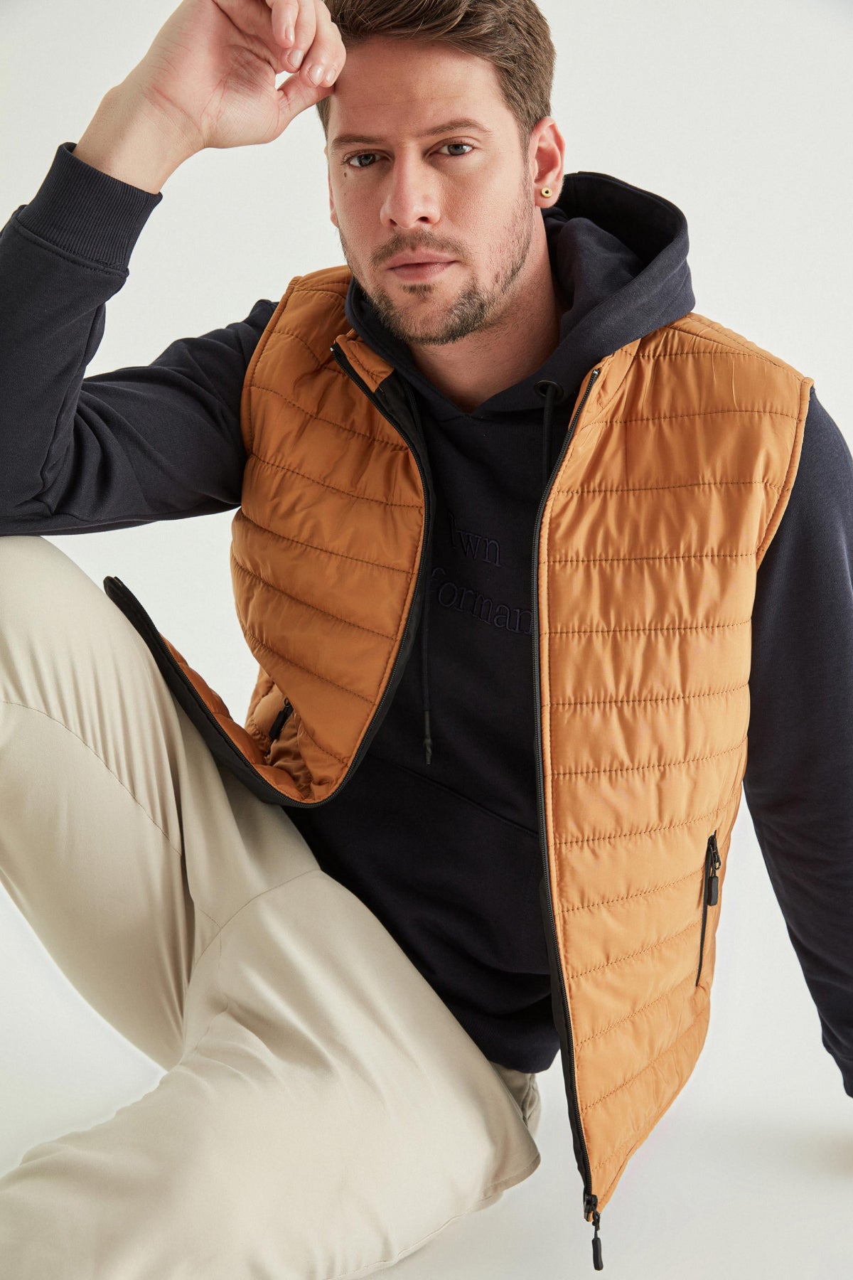Ds Damat Regular Fit Stand Collar Fiber-Filled Seasonal Zippered Vest Jacket  - Saffron