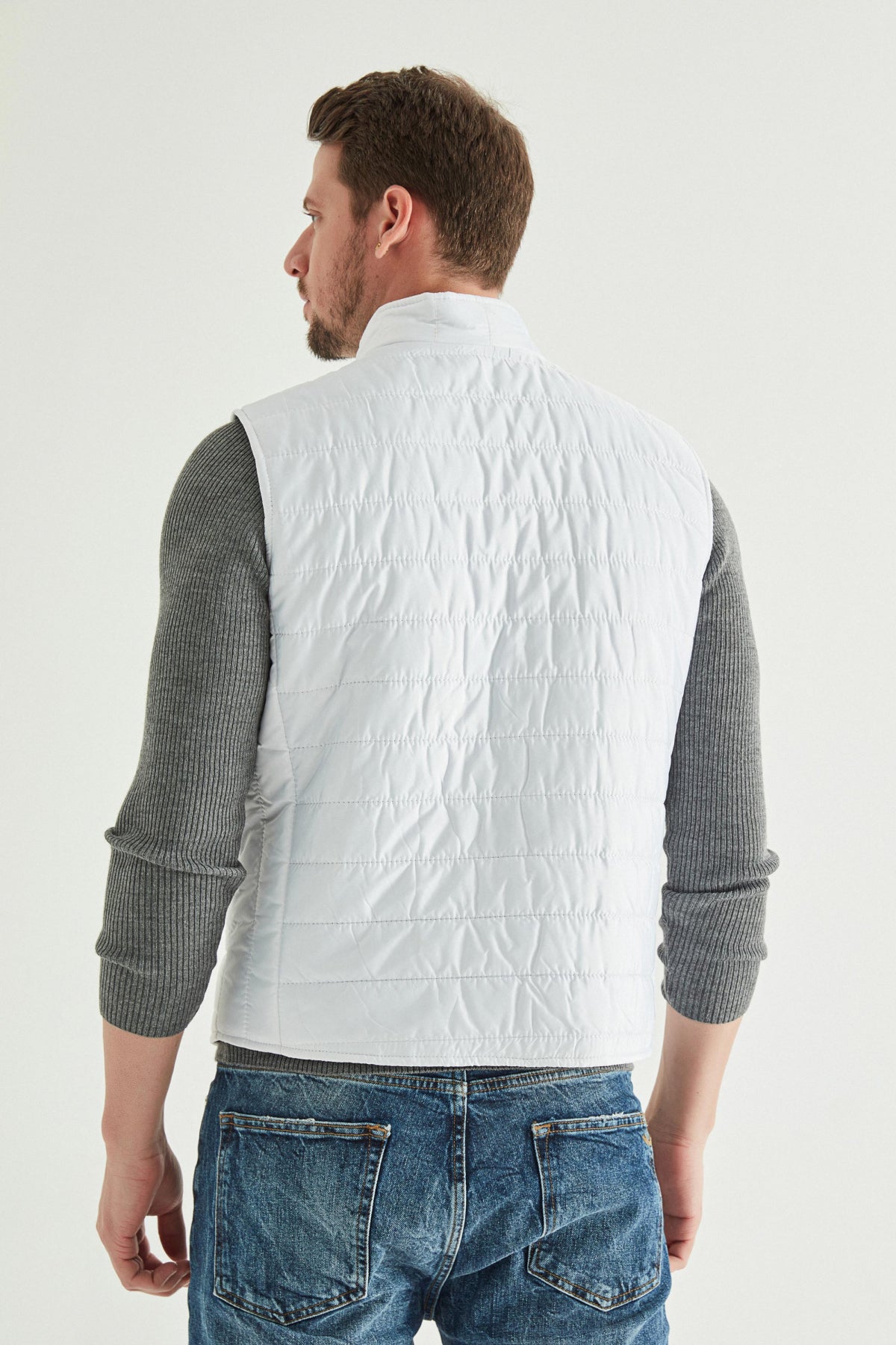 Ds Damat Regular Fit Stand Collar Fiber-Filled Seasonal Zippered Vest Jacket  - White