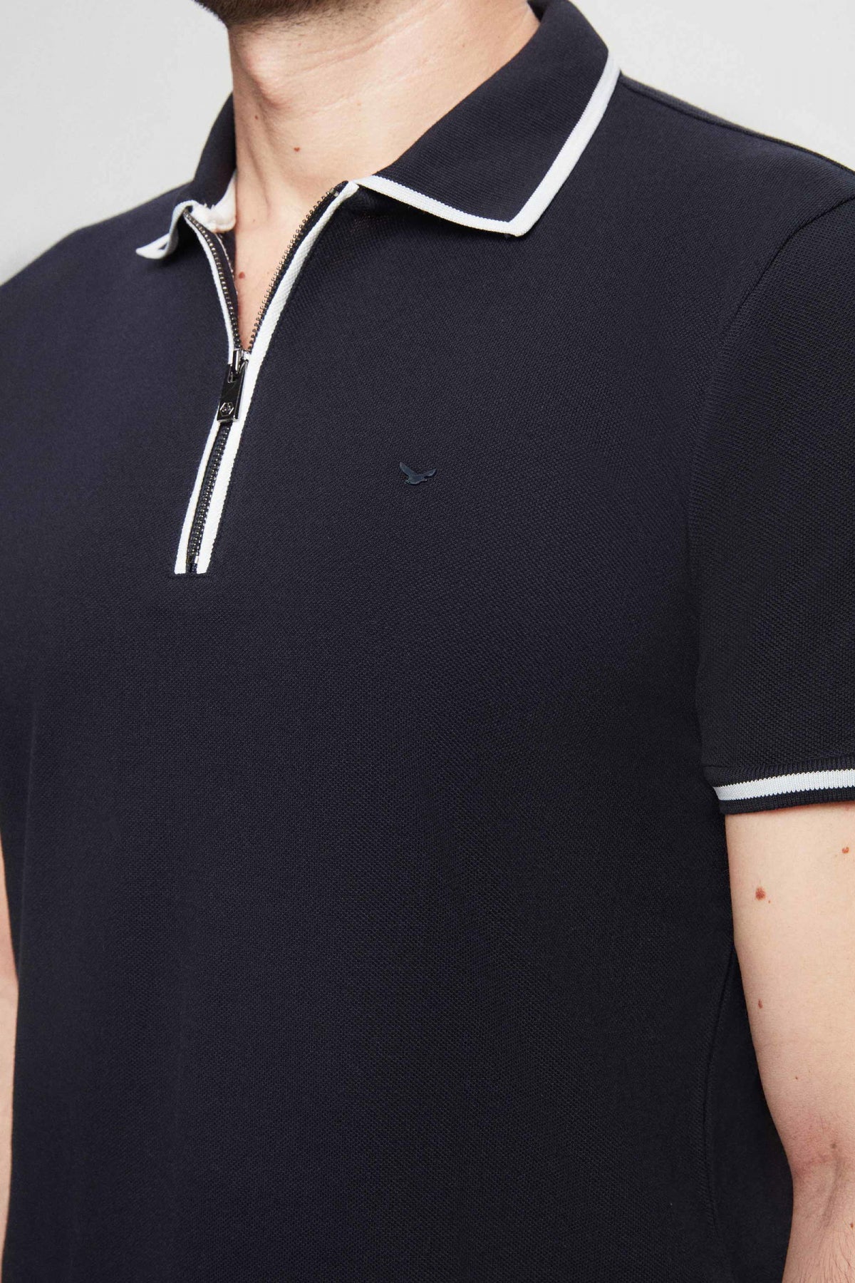 Ds Damat Regular Fit Textured T-Shirt  - Navy Blue