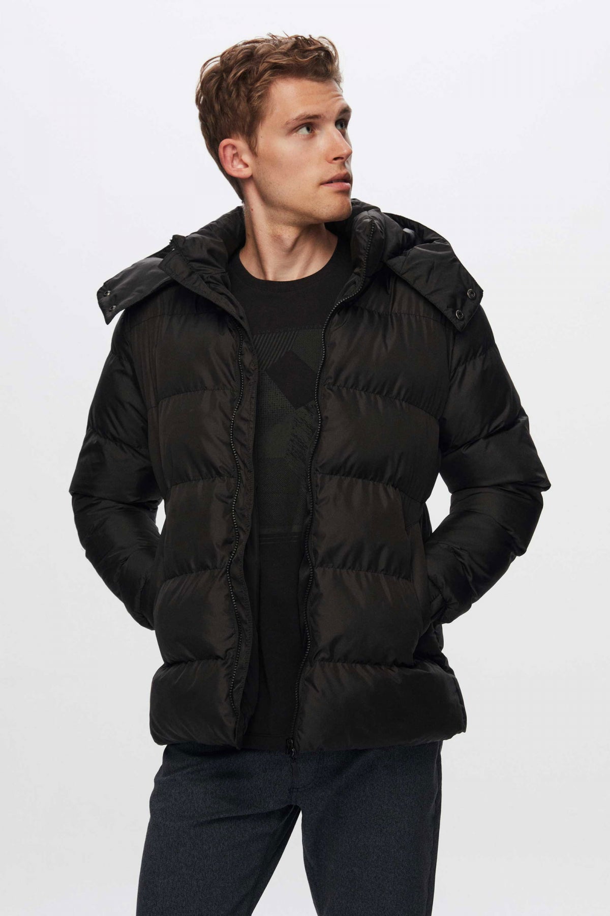 Ds Damat Regular Fit Windproof Heavy Fiber-Filled Warm Removable Hood Winter Puffer Jacket  - Black