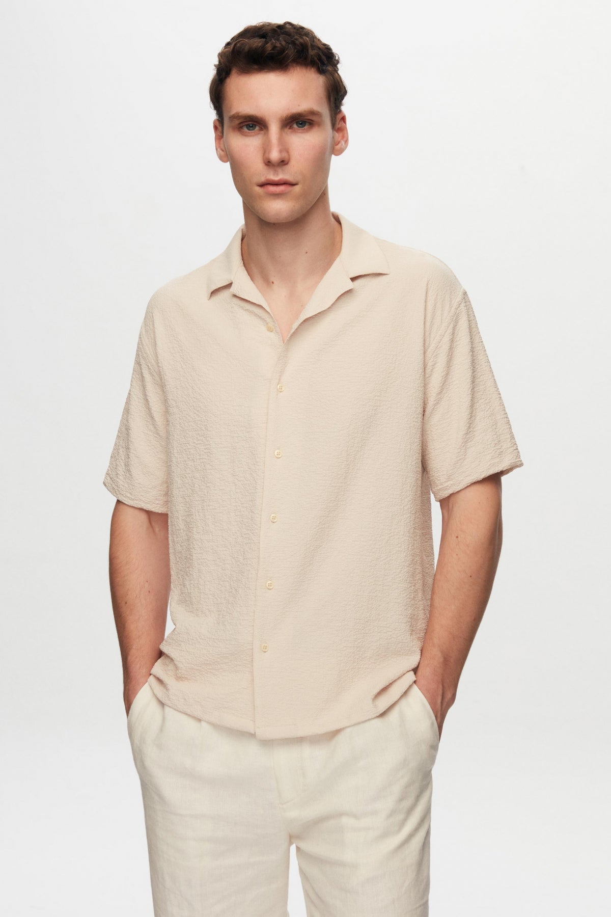 Ds Damat Relaxed Crinkled Short Sleeve Wrinkle-Free Shirt  - Beige