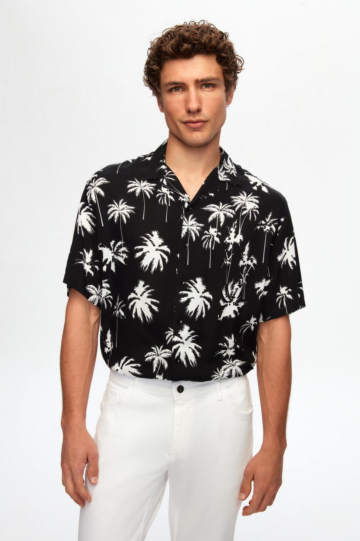 Ds Damat Relaxed Printed Palm Pattern Short Sleeve Summer Viscose Shirt  - Black
