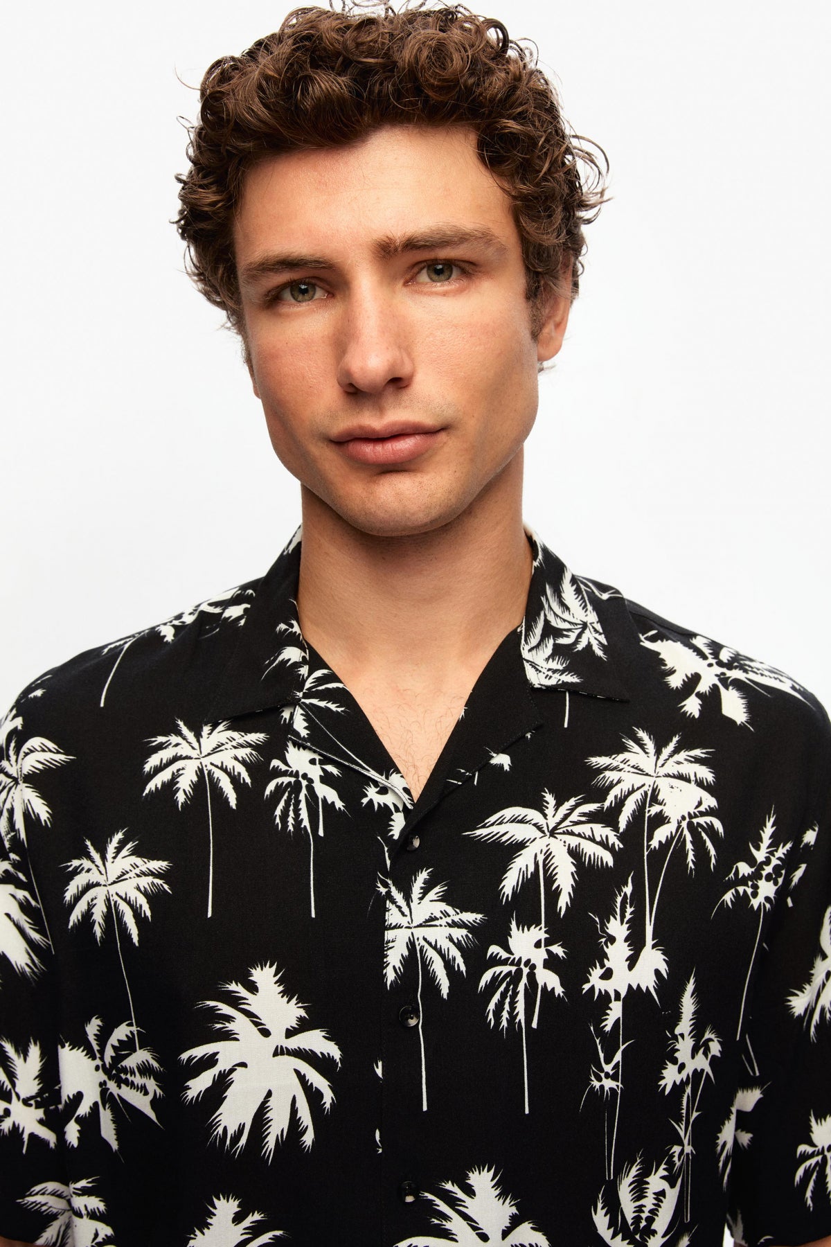 Ds Damat Relaxed Printed Palm Pattern Short Sleeve Summer Viscose Shirt  - Black
