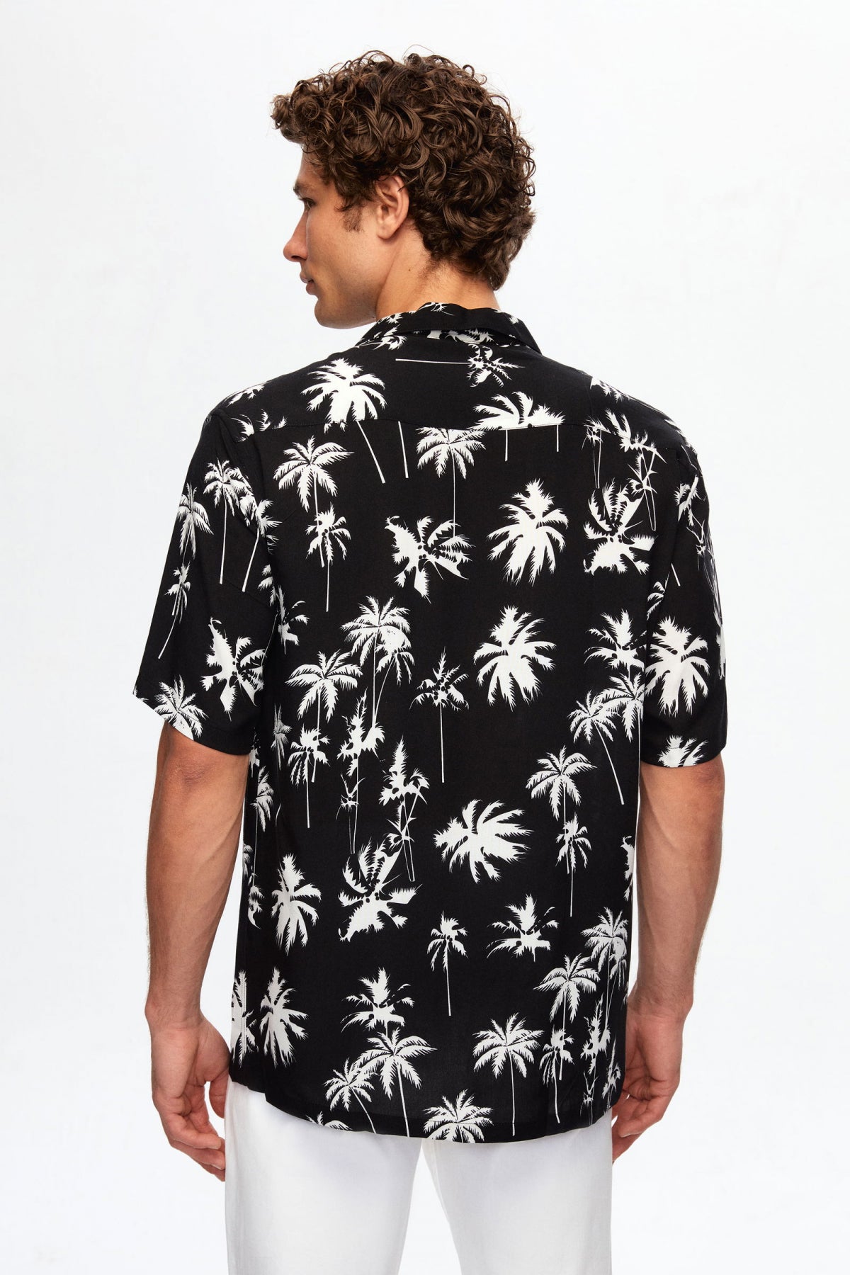 Ds Damat Relaxed Printed Palm Pattern Short Sleeve Summer Viscose Shirt  - Black