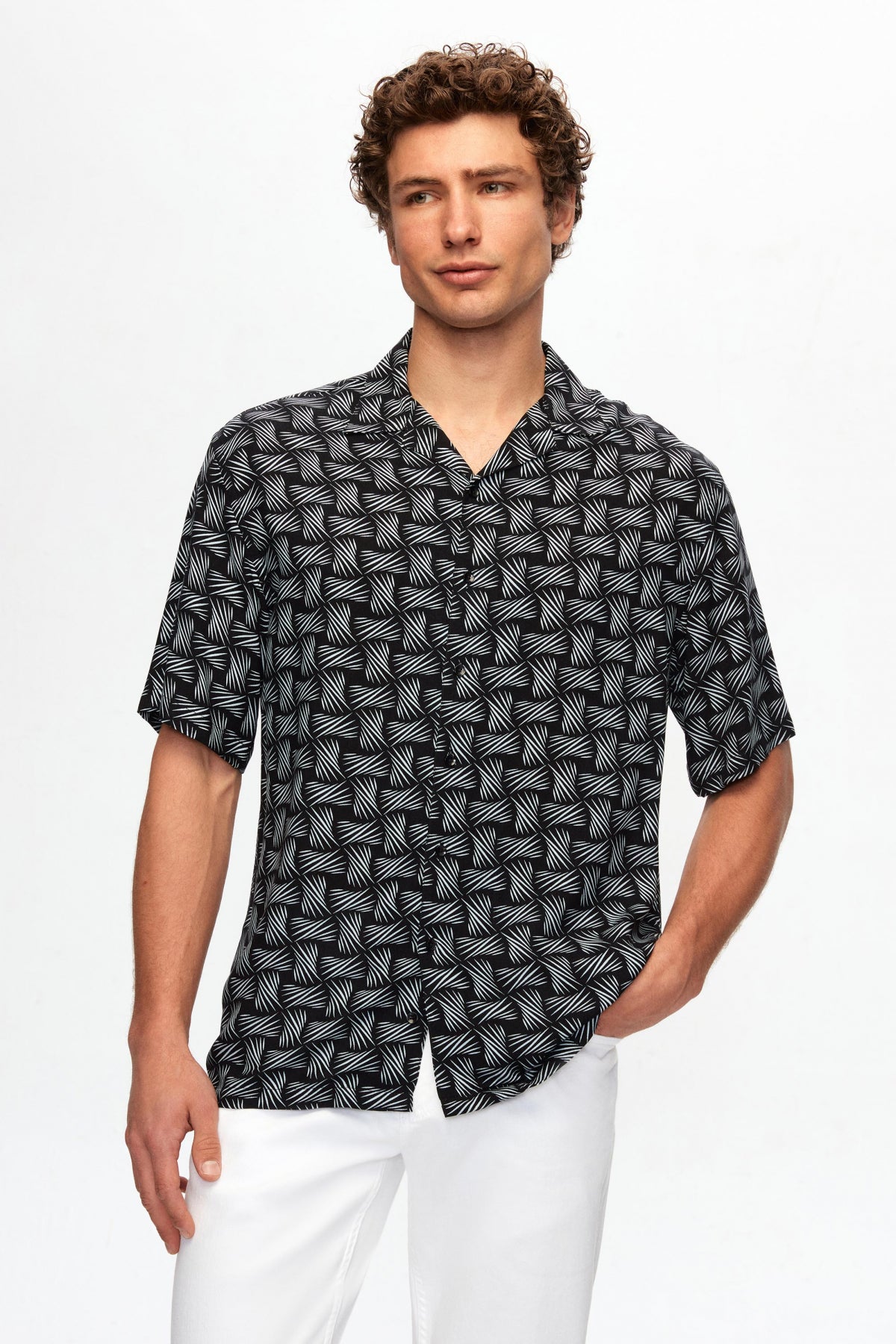 Ds Damat Relaxed Shirt  - Black