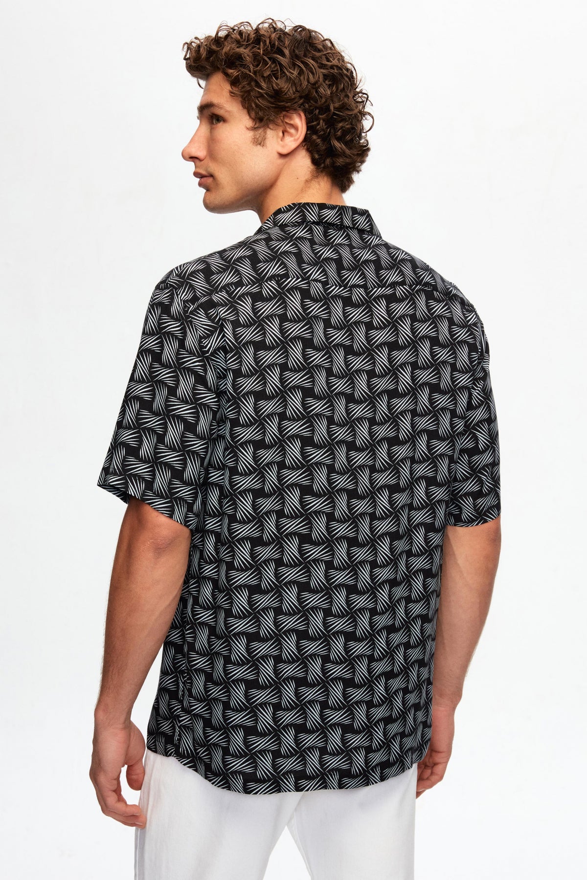 Ds Damat Relaxed Shirt  - Black
