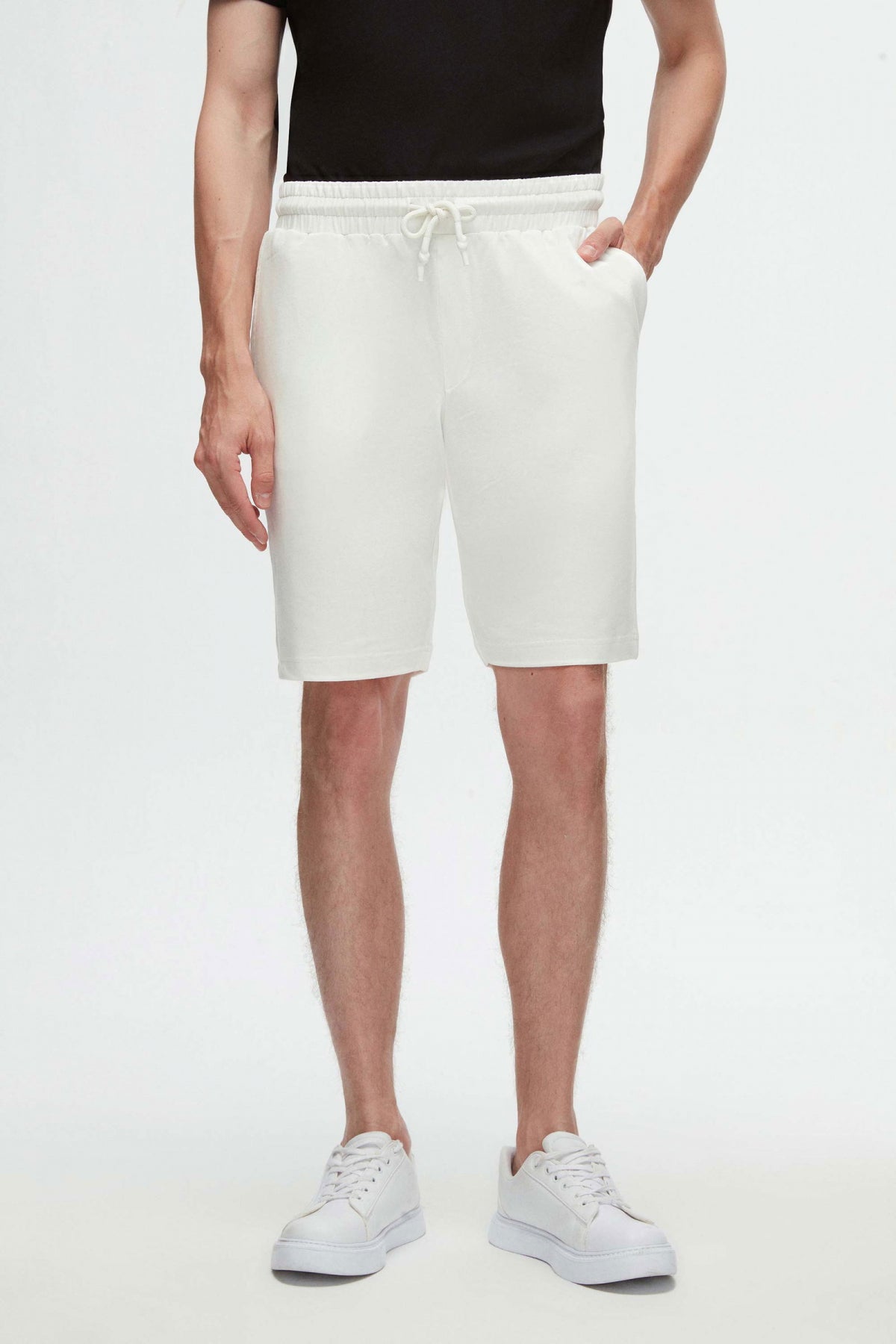 Ds Damat Slim Fit Elastic Waist Drawstring Relaxed Cotton Knit Shorts  - Ecru