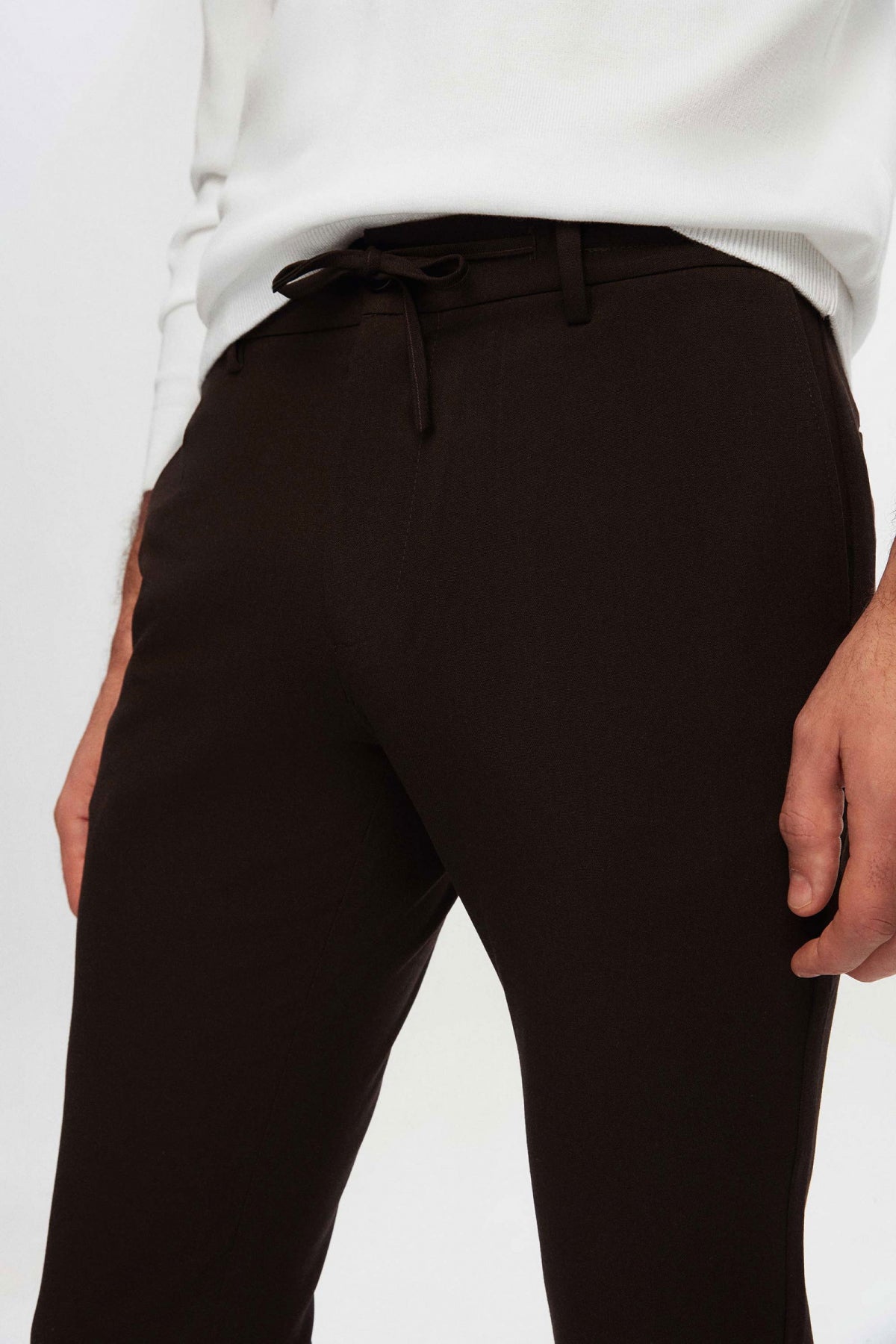 Ds Damat Slim Fit Elastic Waist Drawstring Zippered Stretchable Relaxed Jogger Pants  - Brown