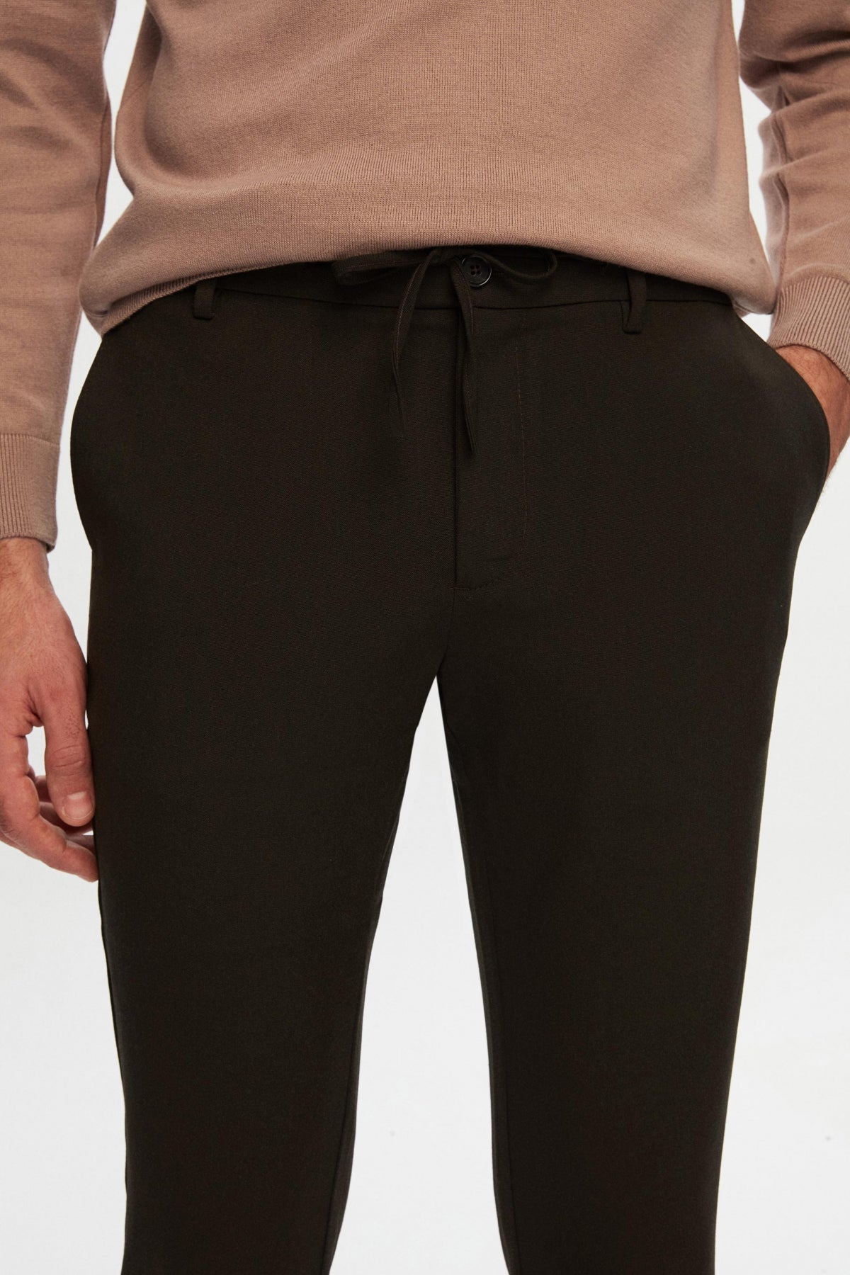 Ds Damat Slim Fit Elastic Waist Drawstring Zippered Stretchable Relaxed Jogger Pants  - Khaki