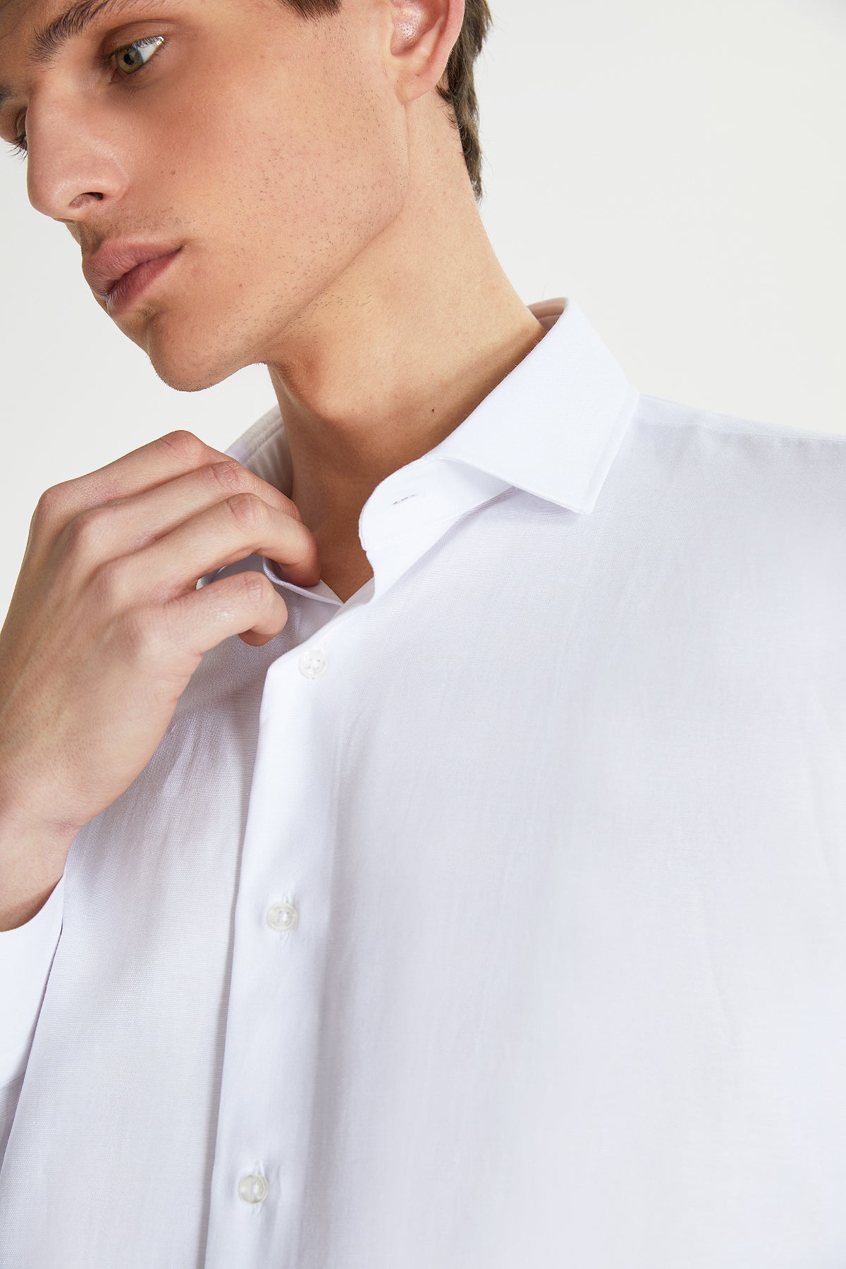 Ds Damat Slim Fit Italian Collar Slim Cut Classic Tie Long-Sleeve Easy-Iron Breathable Shirt  - White