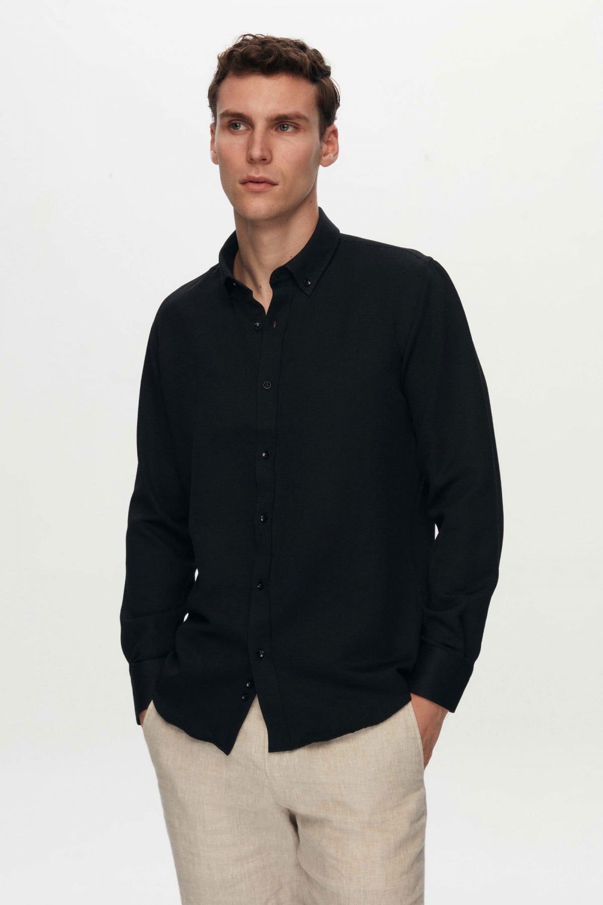 Ds Damat Slim Fit Oxford Button-Down Easy Iron Embroidered Detail Cotton Shirt  - Black