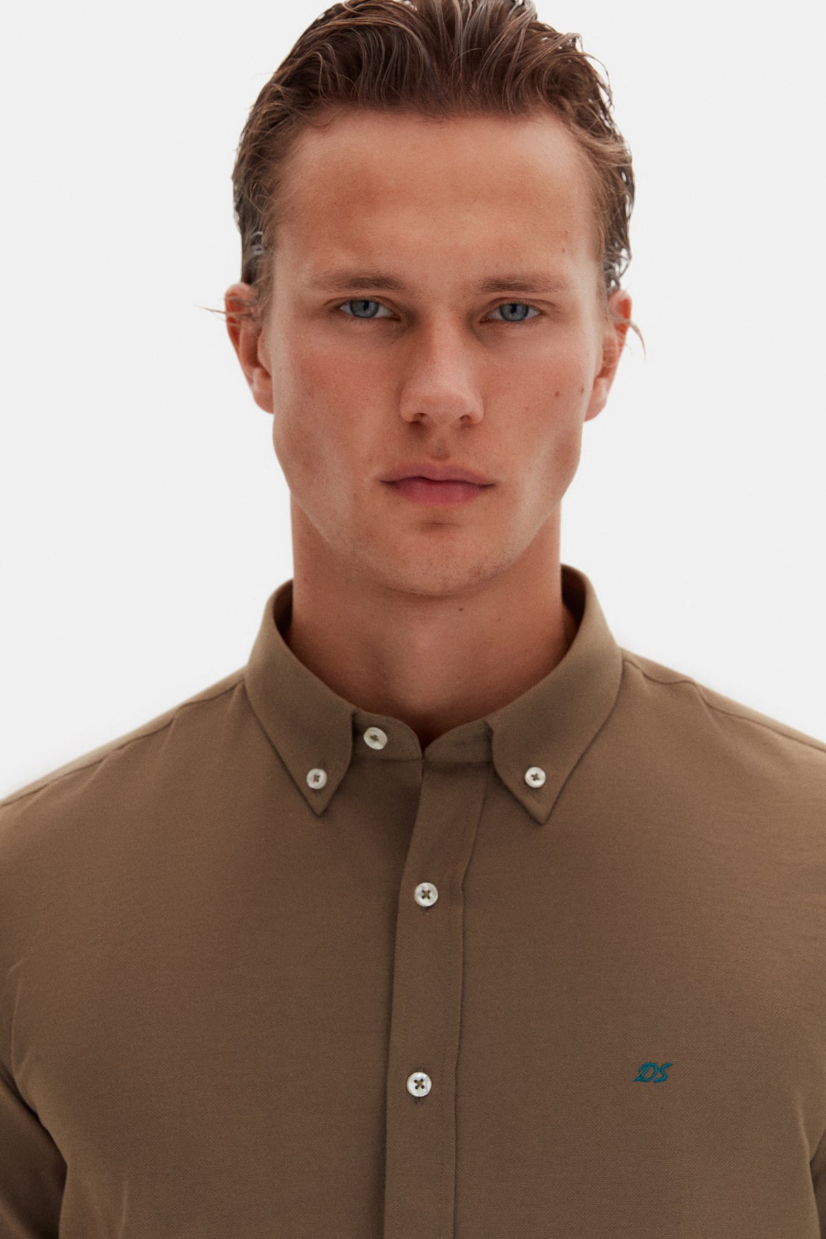Ds Damat Slim Fit Oxford Button-Down Easy Iron Embroidered Detail Cotton Shirt  - Khaki