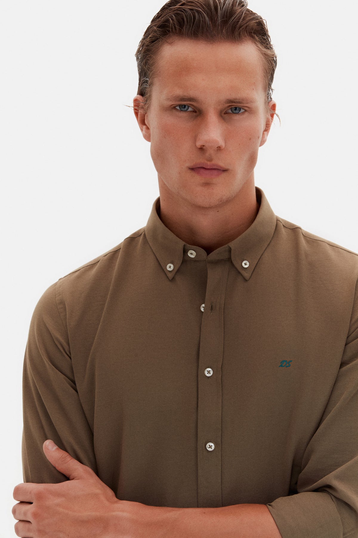Ds Damat Slim Fit Oxford Button-Down Easy Iron Embroidered Detail Cotton Shirt  - Khaki