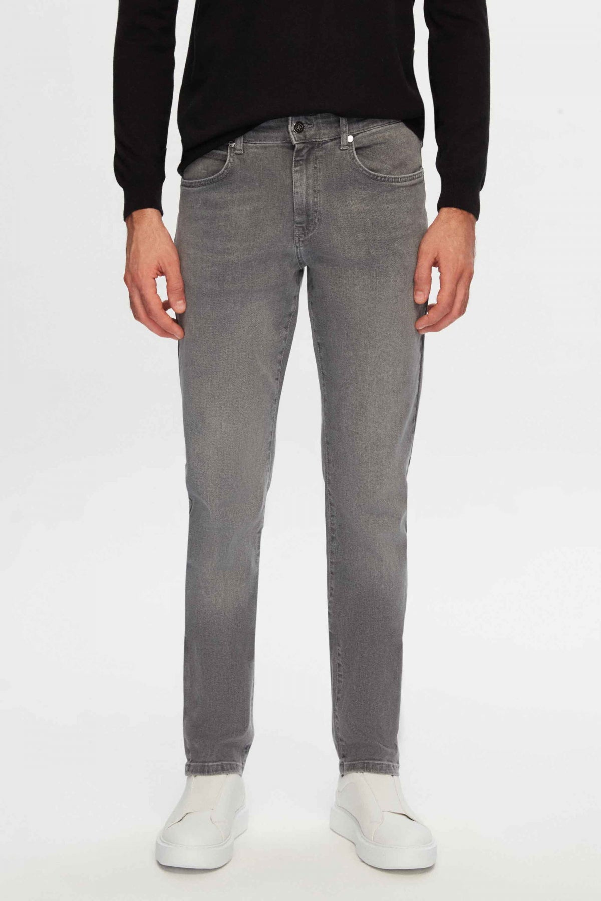 Ds Damat Slim Fit Plain Jean 5-Pocket Stretchable Washed Denim Pants  - Gray