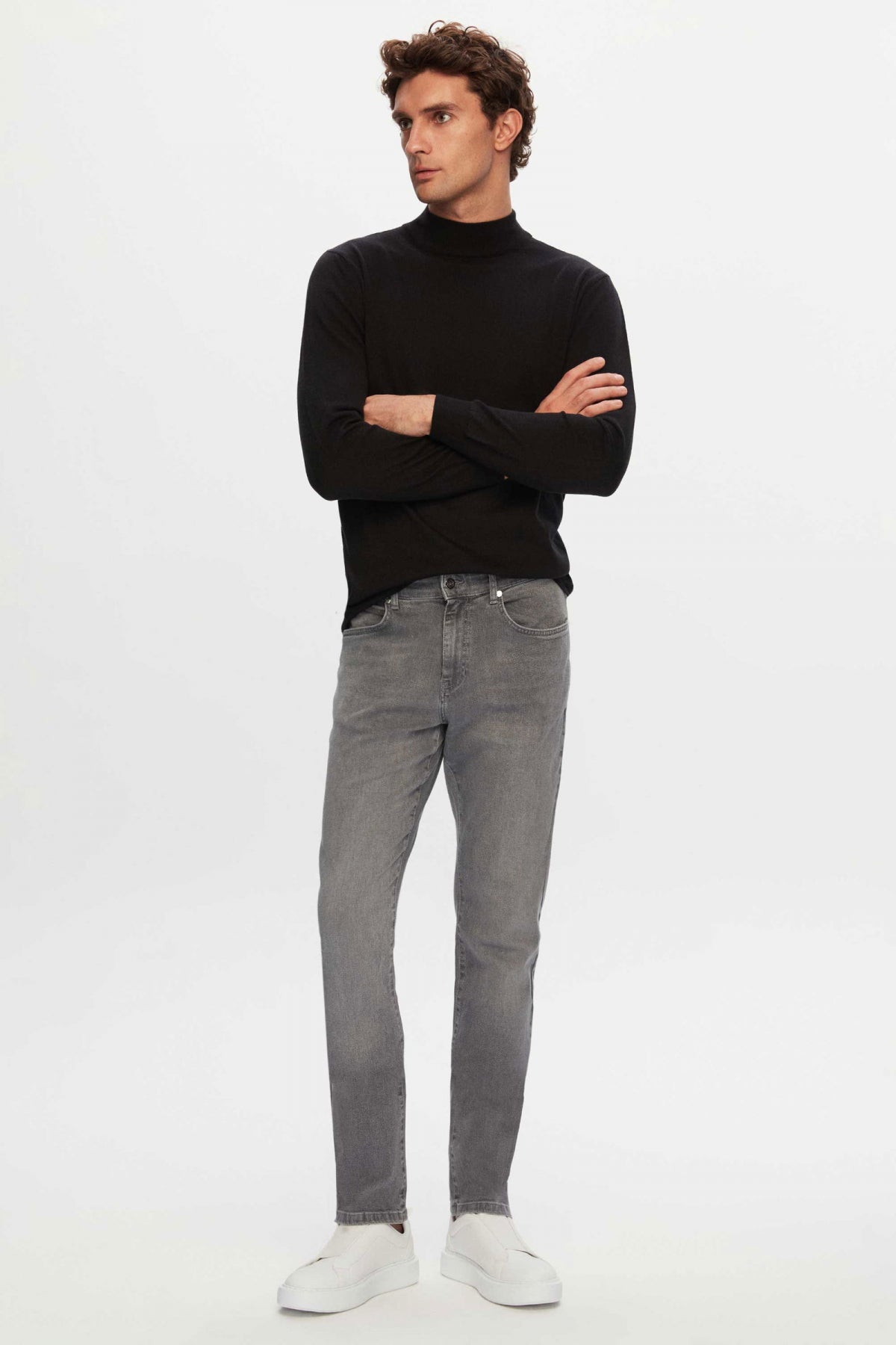 Ds Damat Slim Fit Plain Jean 5-Pocket Stretchable Washed Denim Pants  - Gray