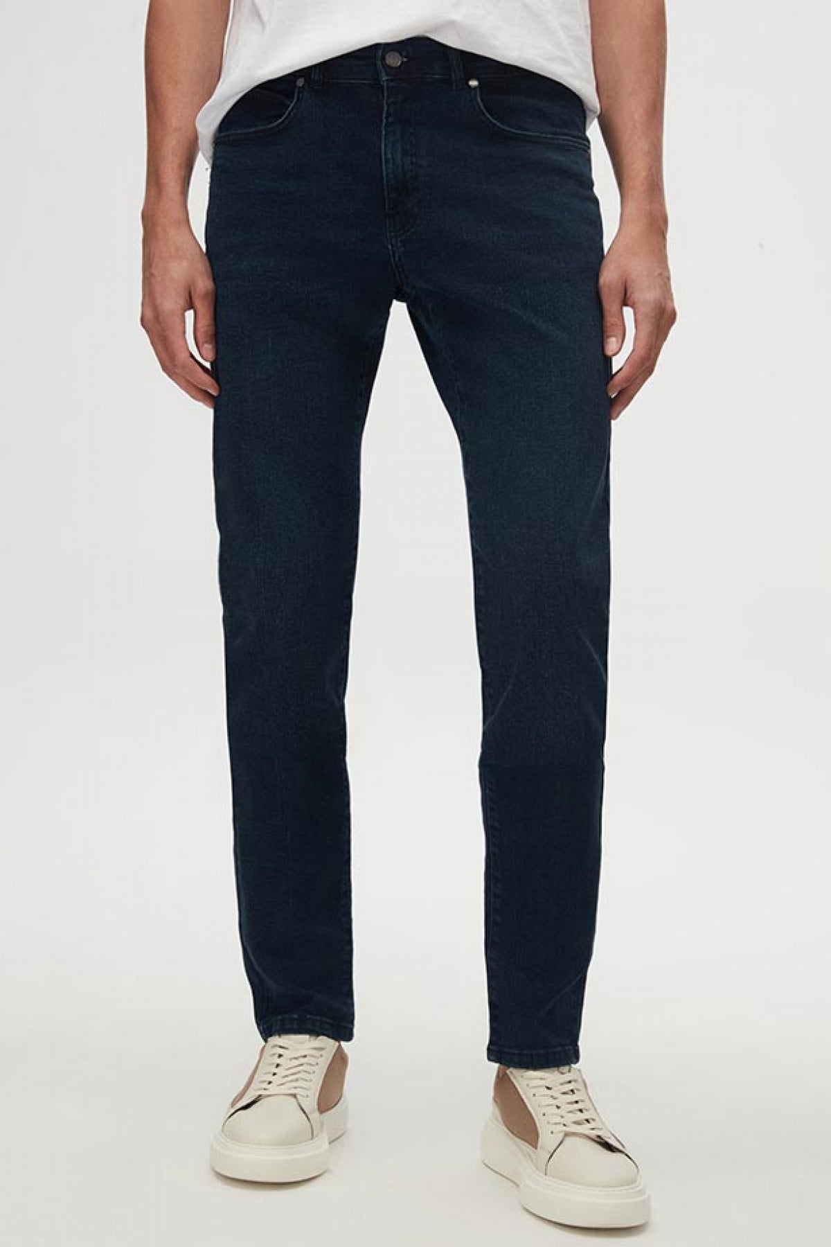 Ds Damat Slim Fit Plain Jean 5-Pocket Stretchable Washed Denim Pants  - Navy Blue