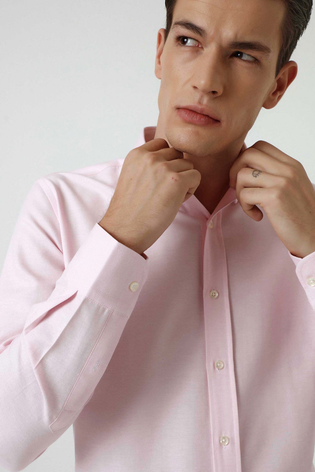 Ds Damat Slim Fit Textured Button-Down Cotton Shirt  - Pink