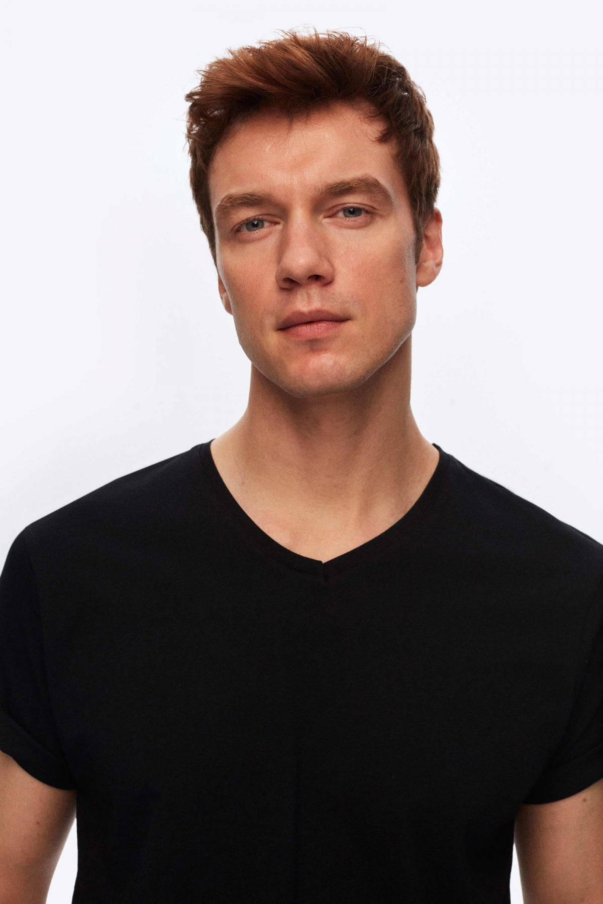 Ds Damat Slim Fit V-Neck 100% Cotton T-Shirt  - Black