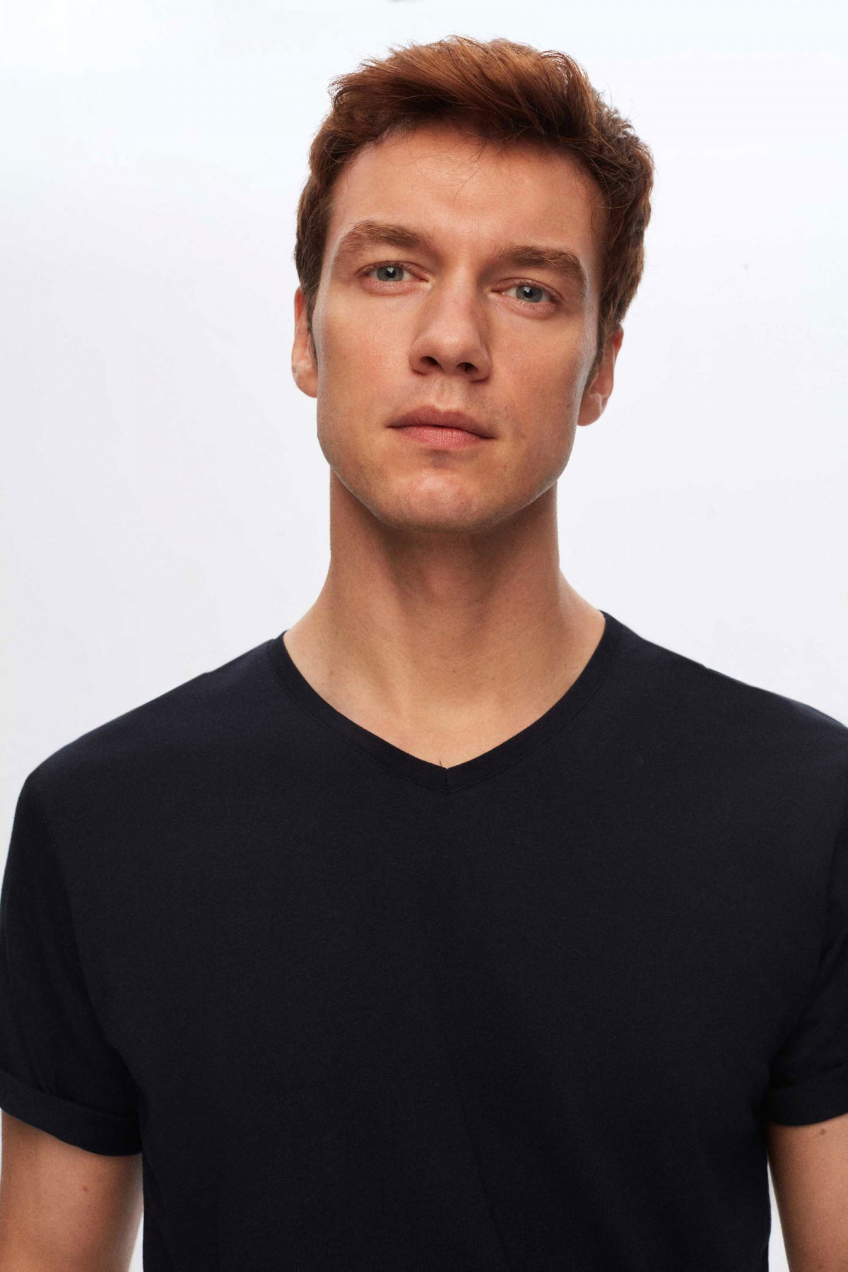 Ds Damat Slim Fit V-Neck 100% Cotton T-Shirt  - Navy Blue