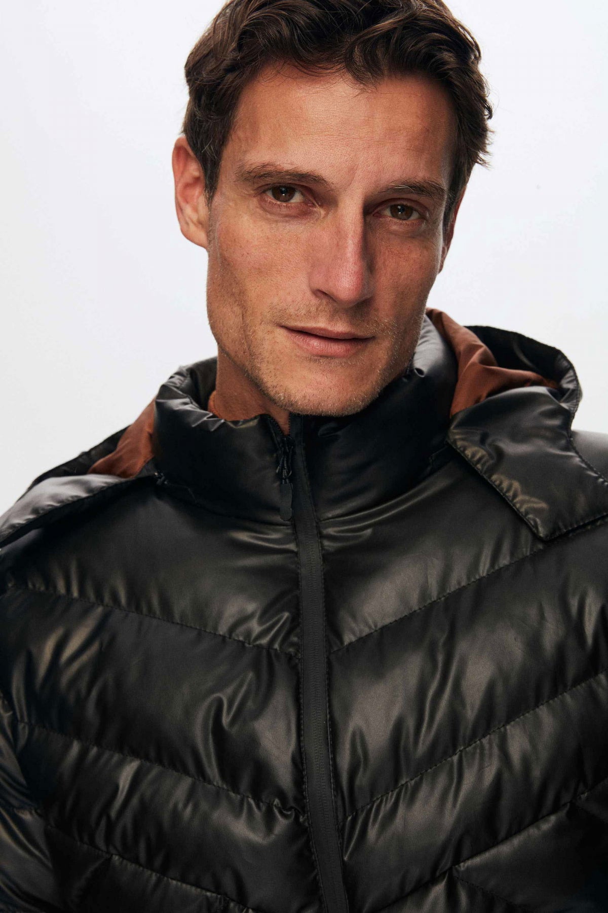 Ds Damat Slim Fit Water-Repellent Windproof Fiber-Filled Faux Leather Removable Hooded Jacket  - Brown