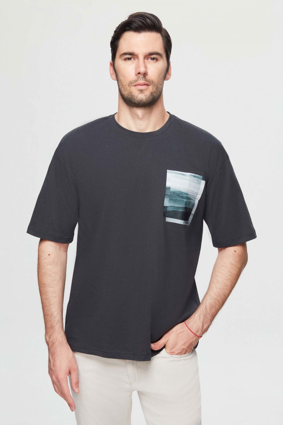Twn Oversize Printed 100% Cotton T-Shirt  - Anthracite