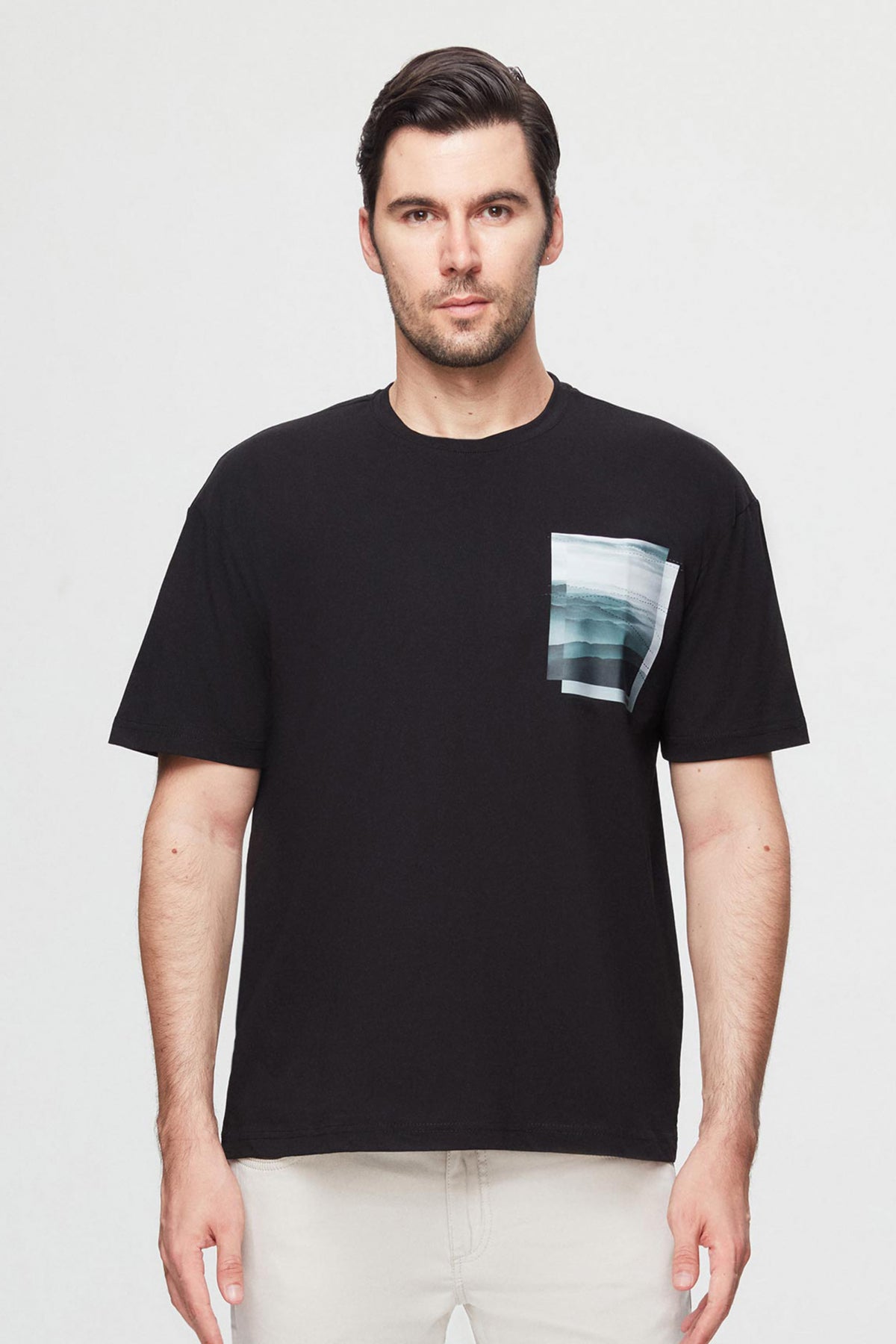 Twn Oversize Printed 100% Cotton T-Shirt  - Black