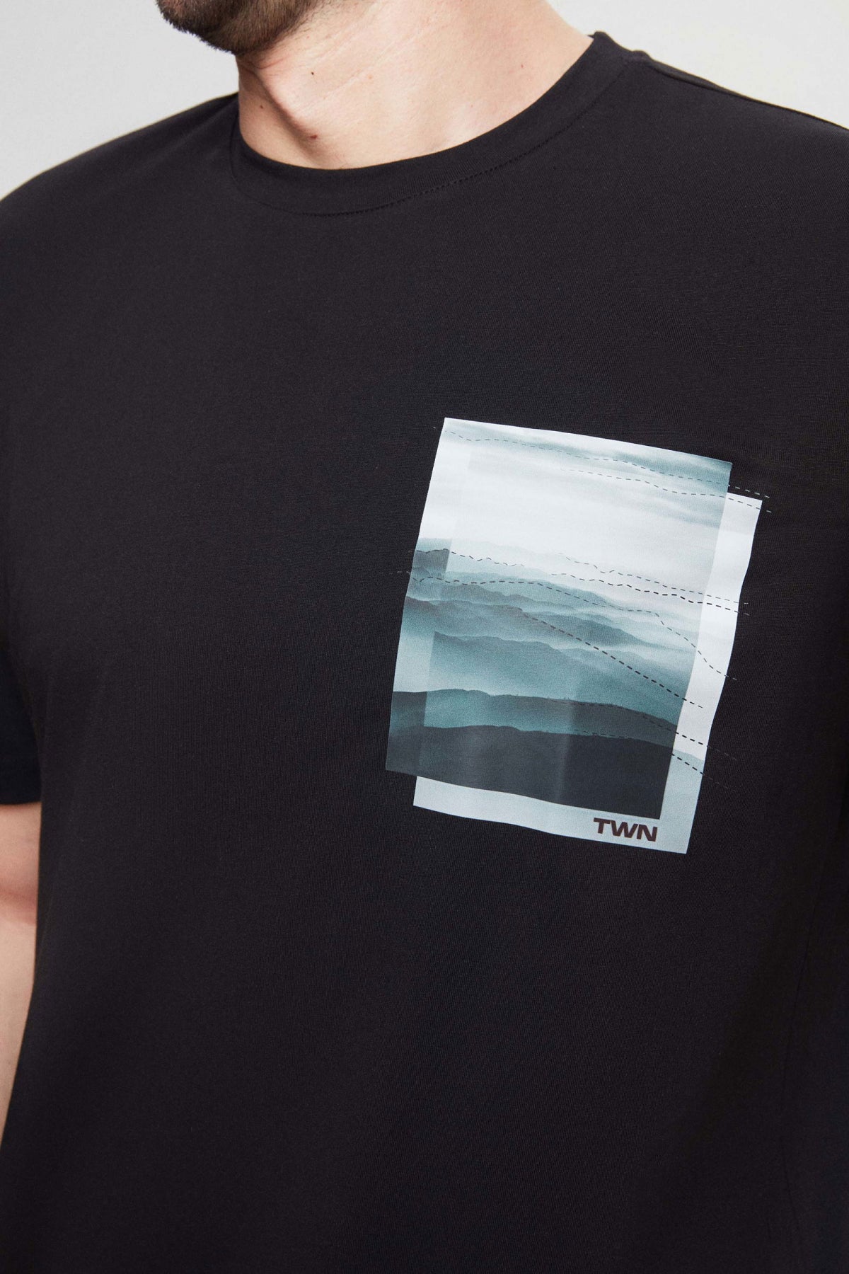 Twn Oversize Printed 100% Cotton T-Shirt  - Black