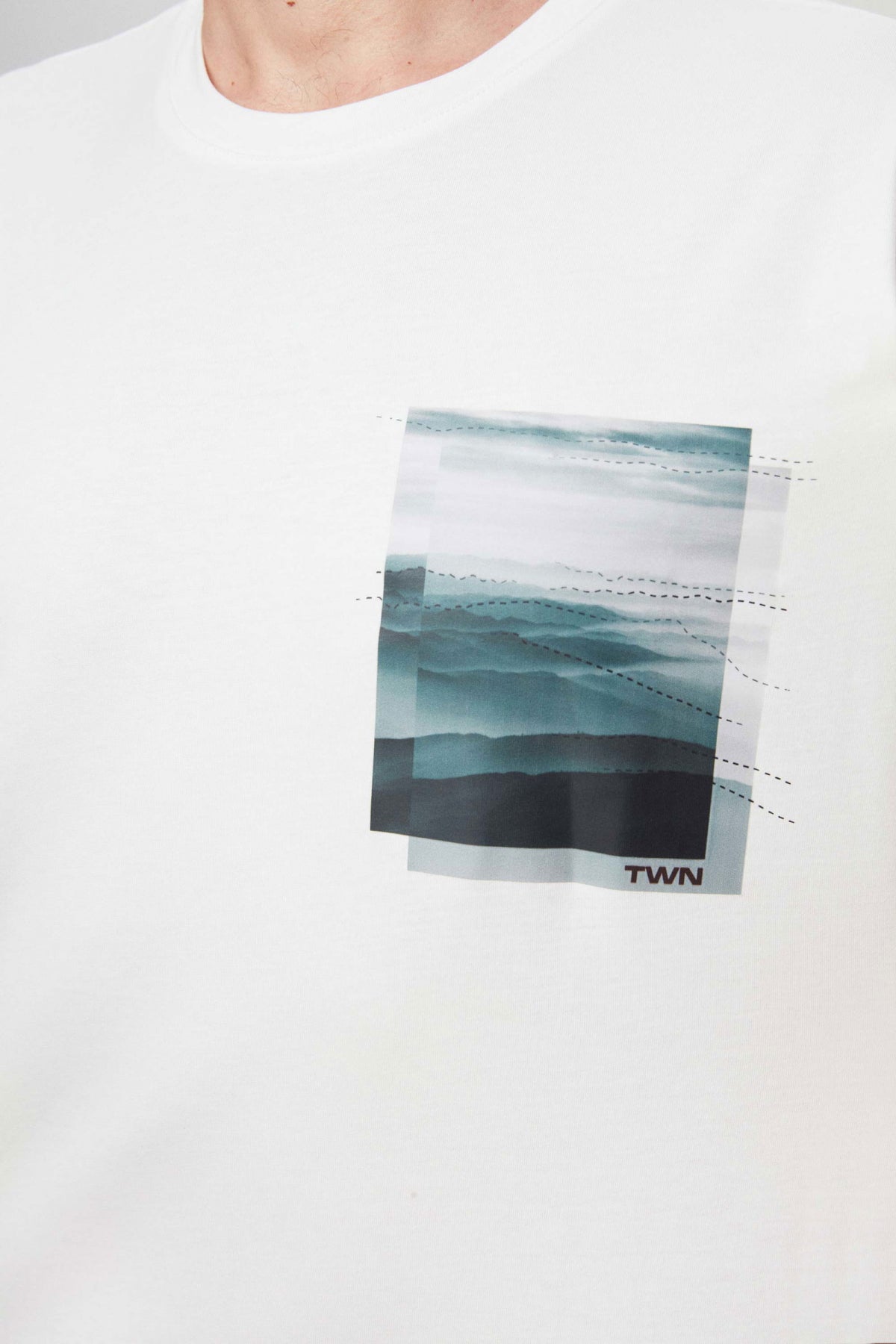 Twn Oversize Printed 100% Cotton T-Shirt  - White