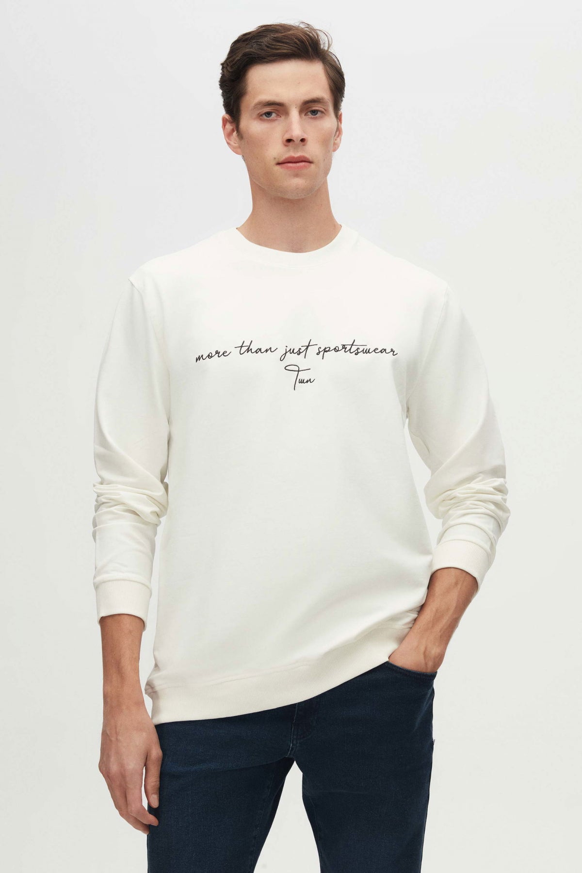 Twn Relaxed Fit Embroidered Sweatshirt  - Ecru