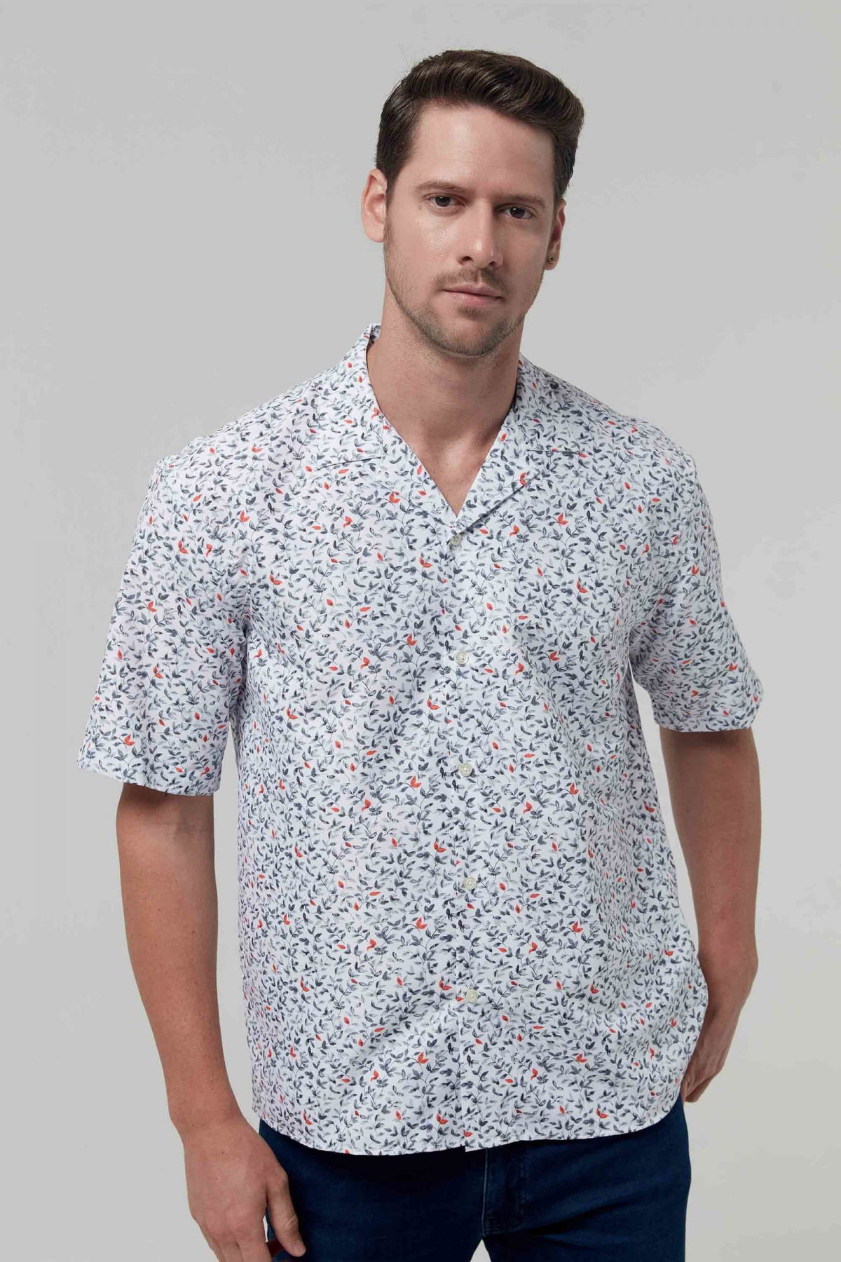 Twn Relaxed Floral Pattern Explorer Collar Short Sleeve Summer Shirt  - White