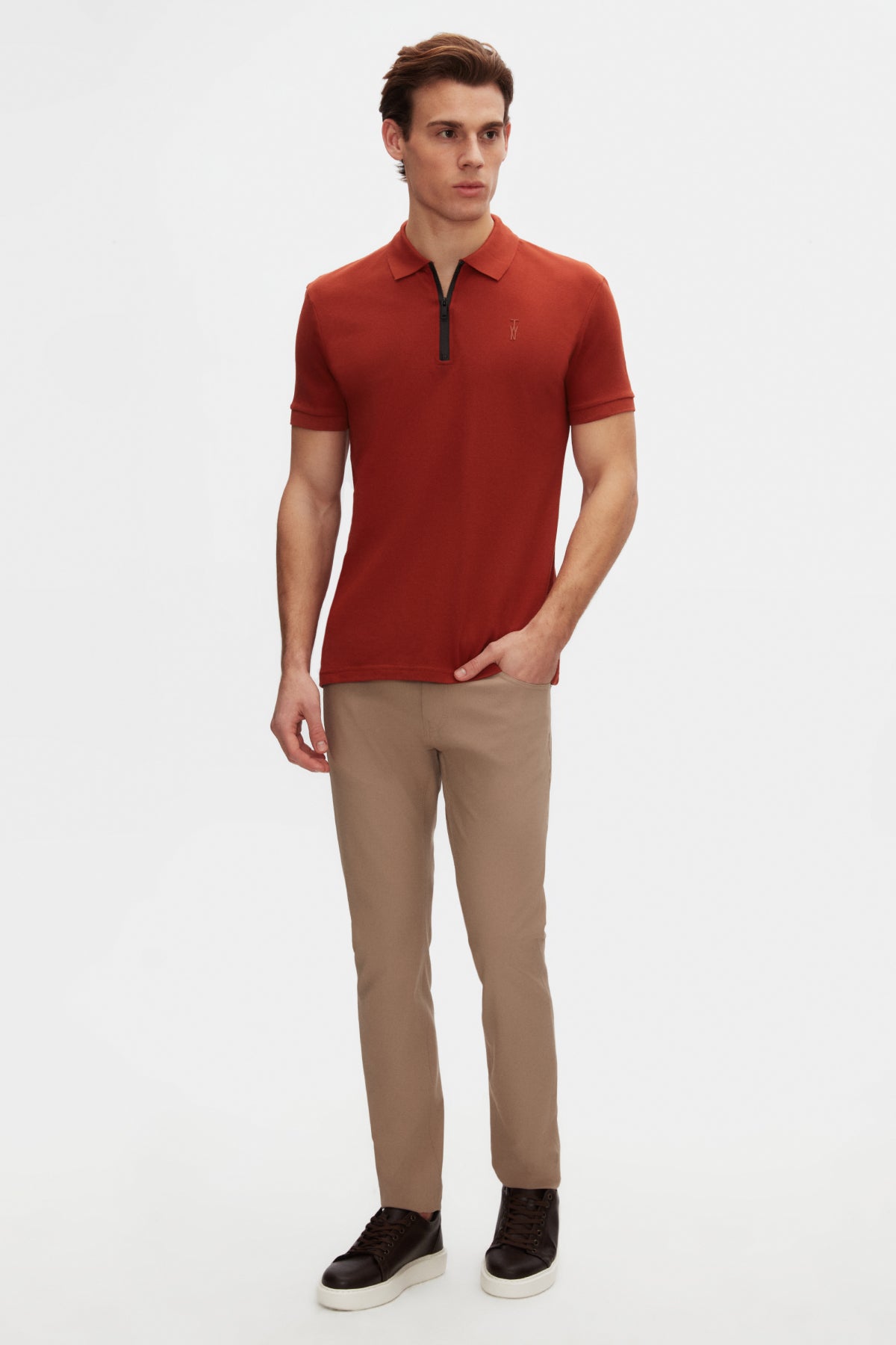 Twn Slim Fit Textured Half-Zip Polo Collar T-Shirt  - Off White