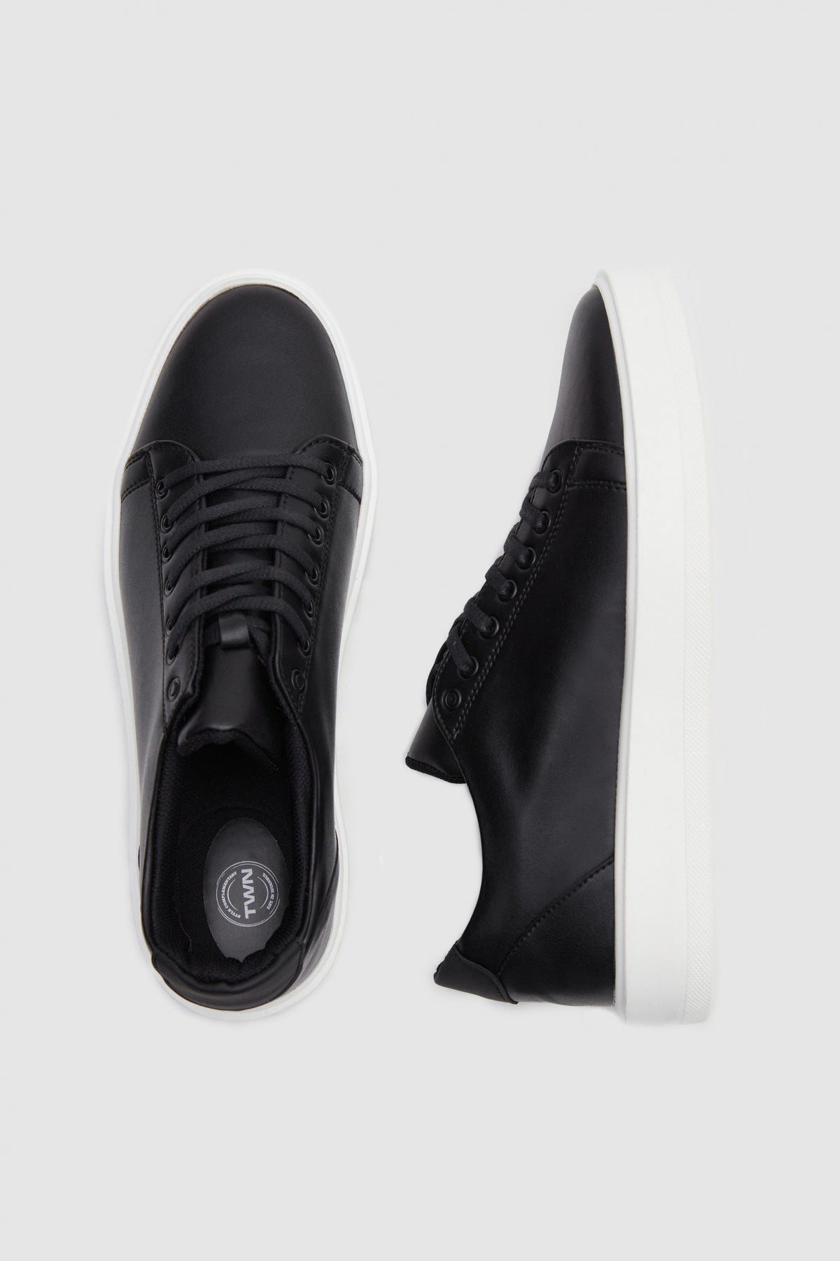 Twn Thick White Sole Lace-Up Sneakers  - Black