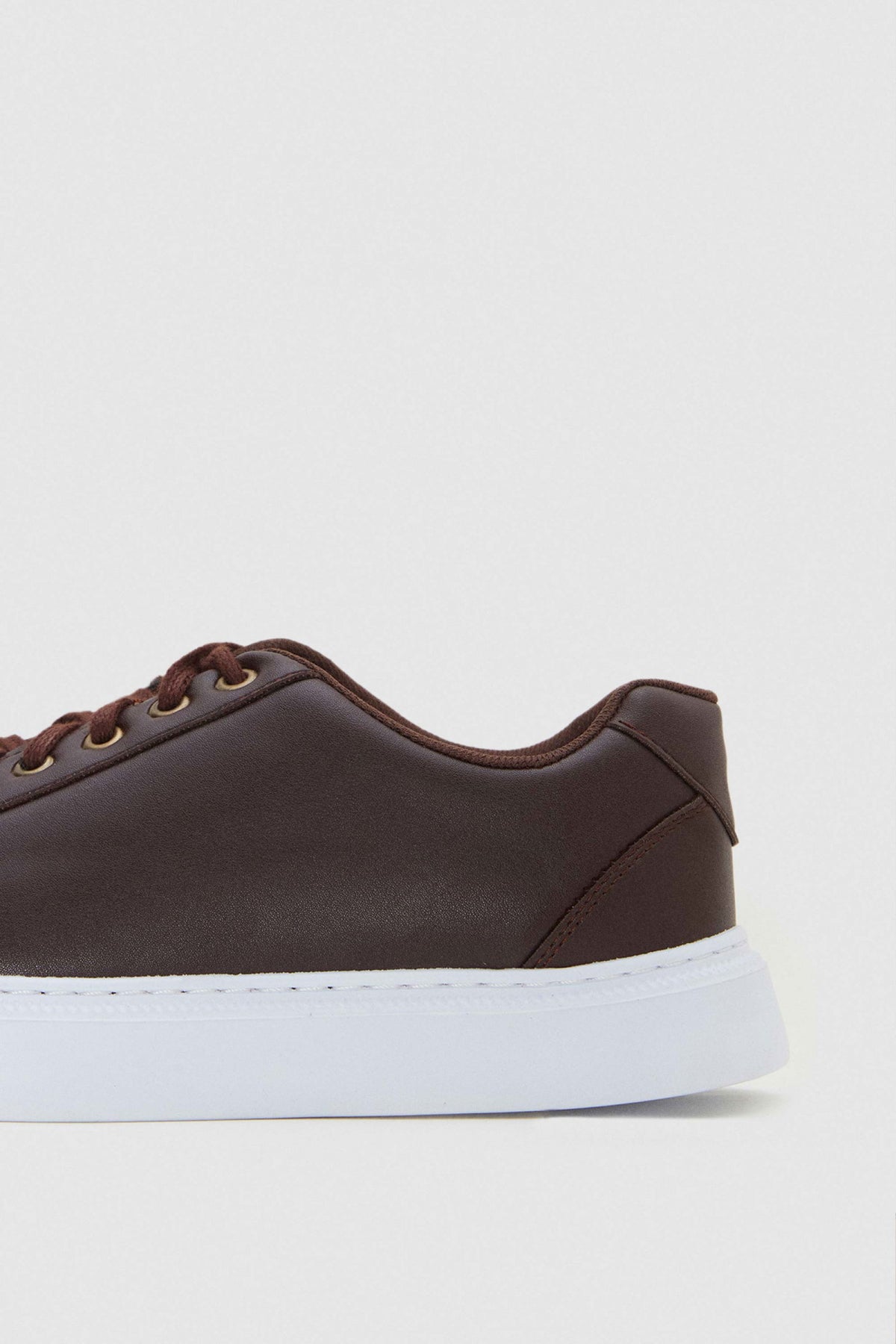 Twn Thick White Sole Lace-Up Sneakers  - Brown